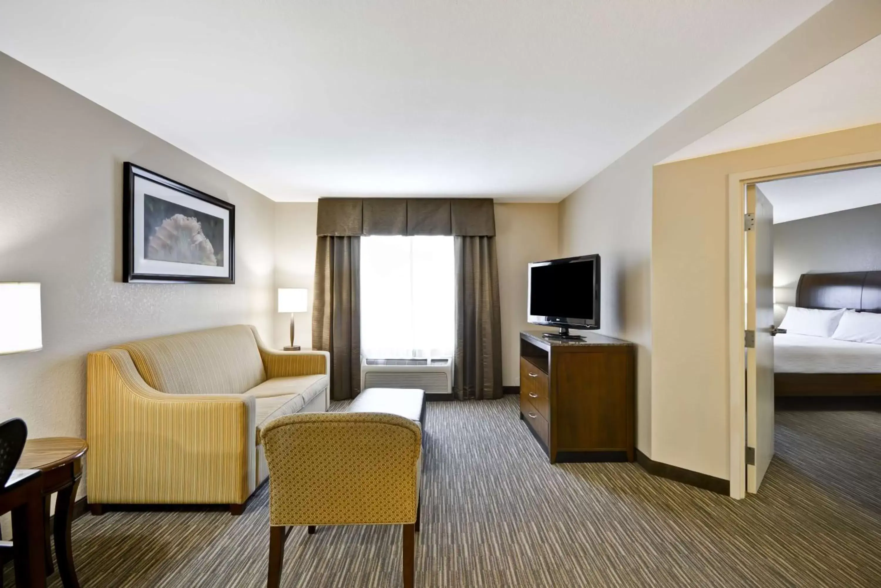 Bedroom, Seating Area in Hilton Garden Inn Sarasota-Bradenton Airport