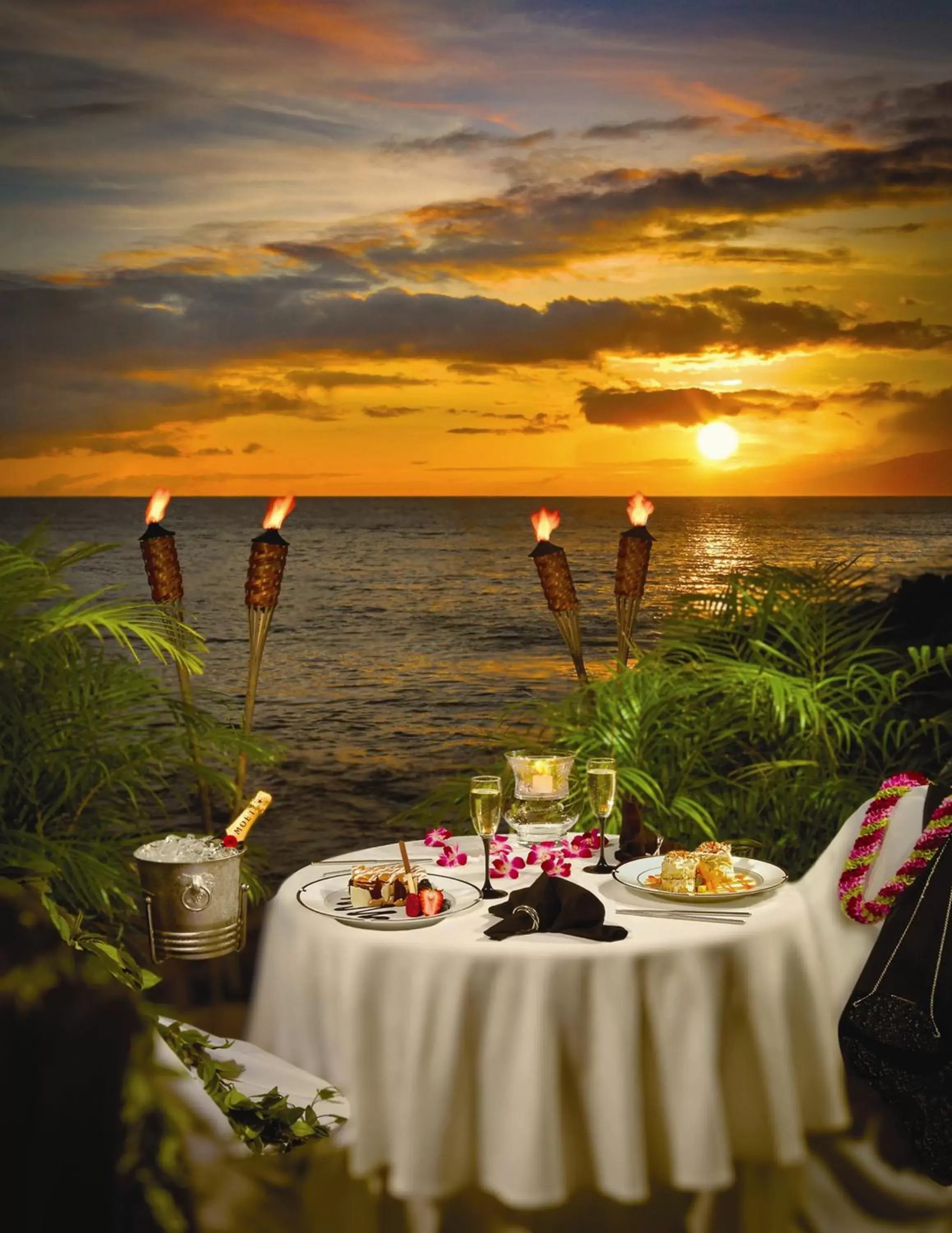 Restaurant/places to eat in Napili Kai Beach Resort