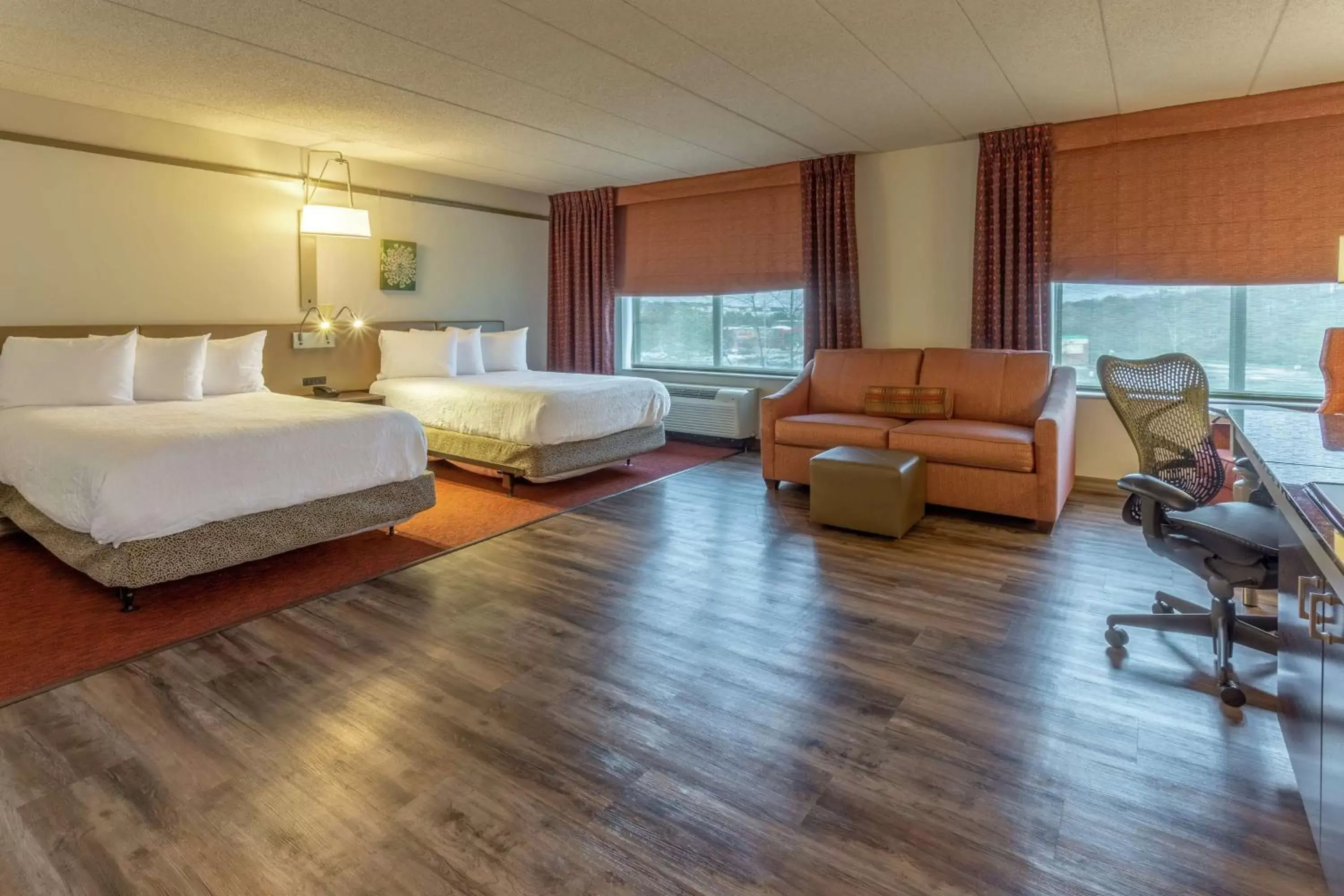 Bedroom in Hilton Garden Inn Owings Mills