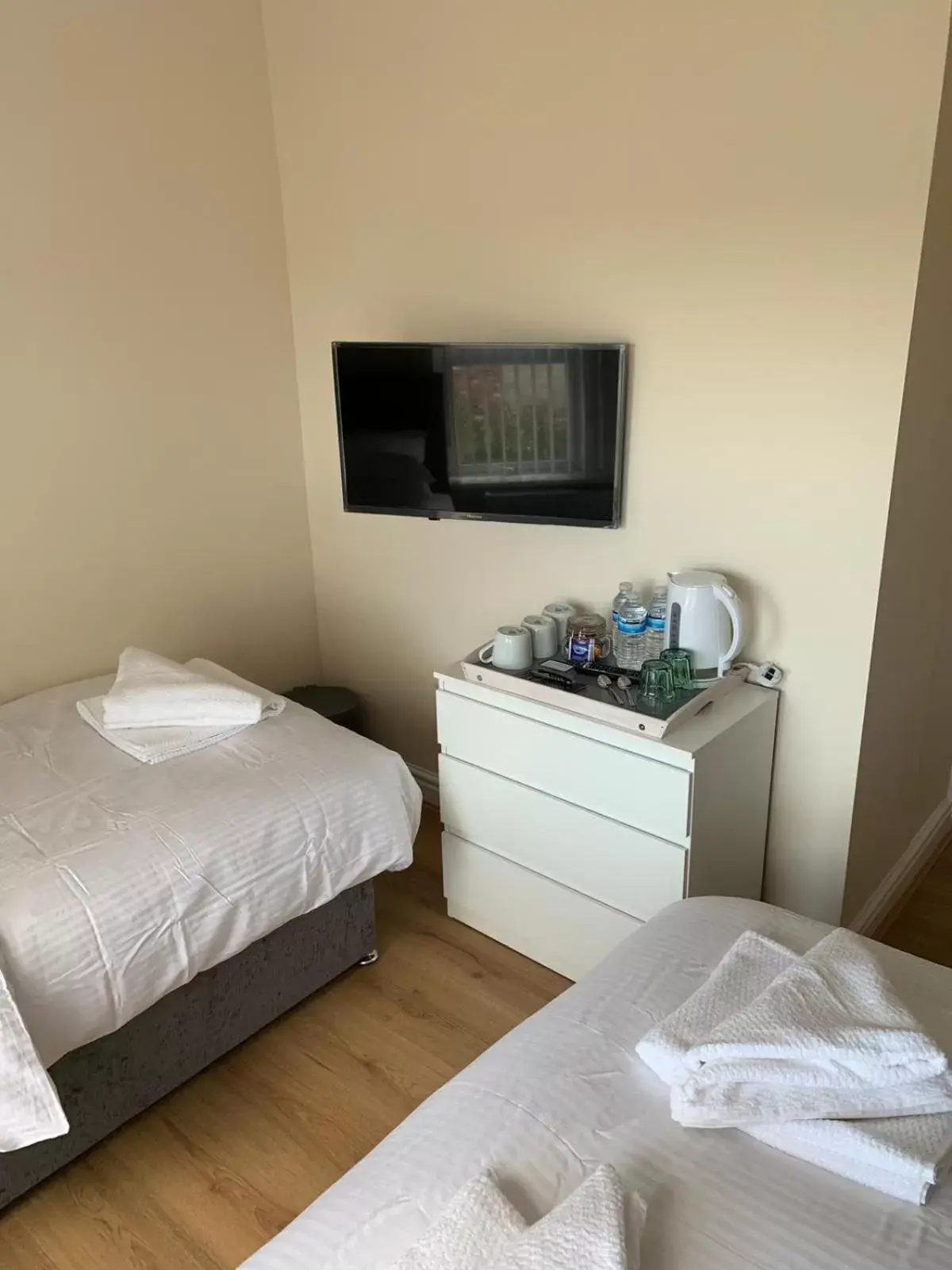 Bed in Smeaton serviced Accommodation