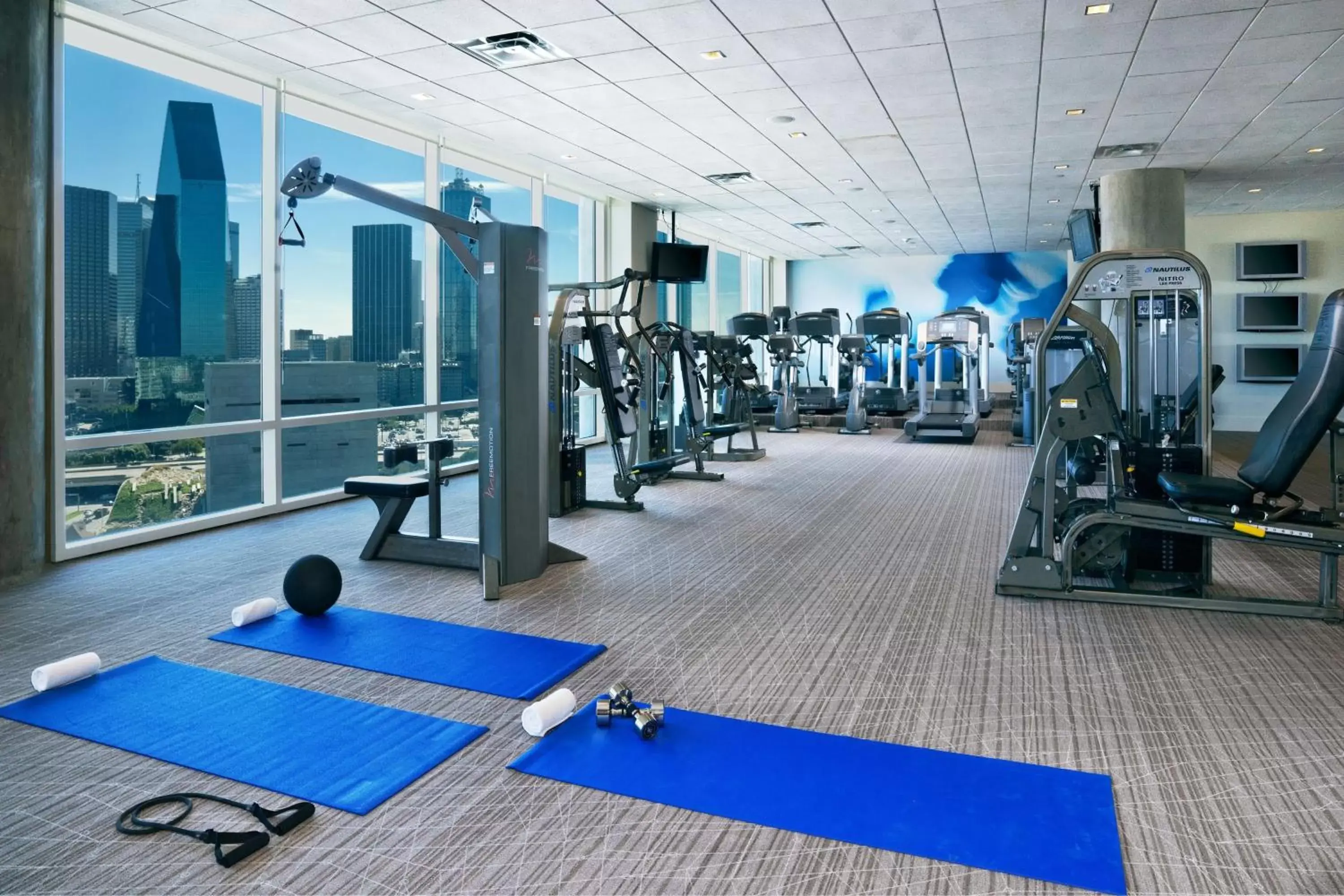 Area and facilities, Fitness Center/Facilities in W Dallas - Victory