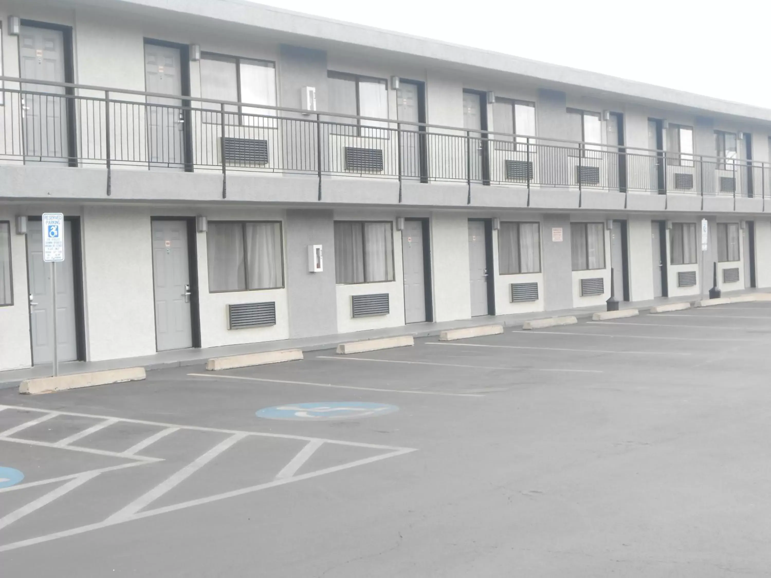 Property Building in SureStay Hotel by Best Western Phoenix Airport