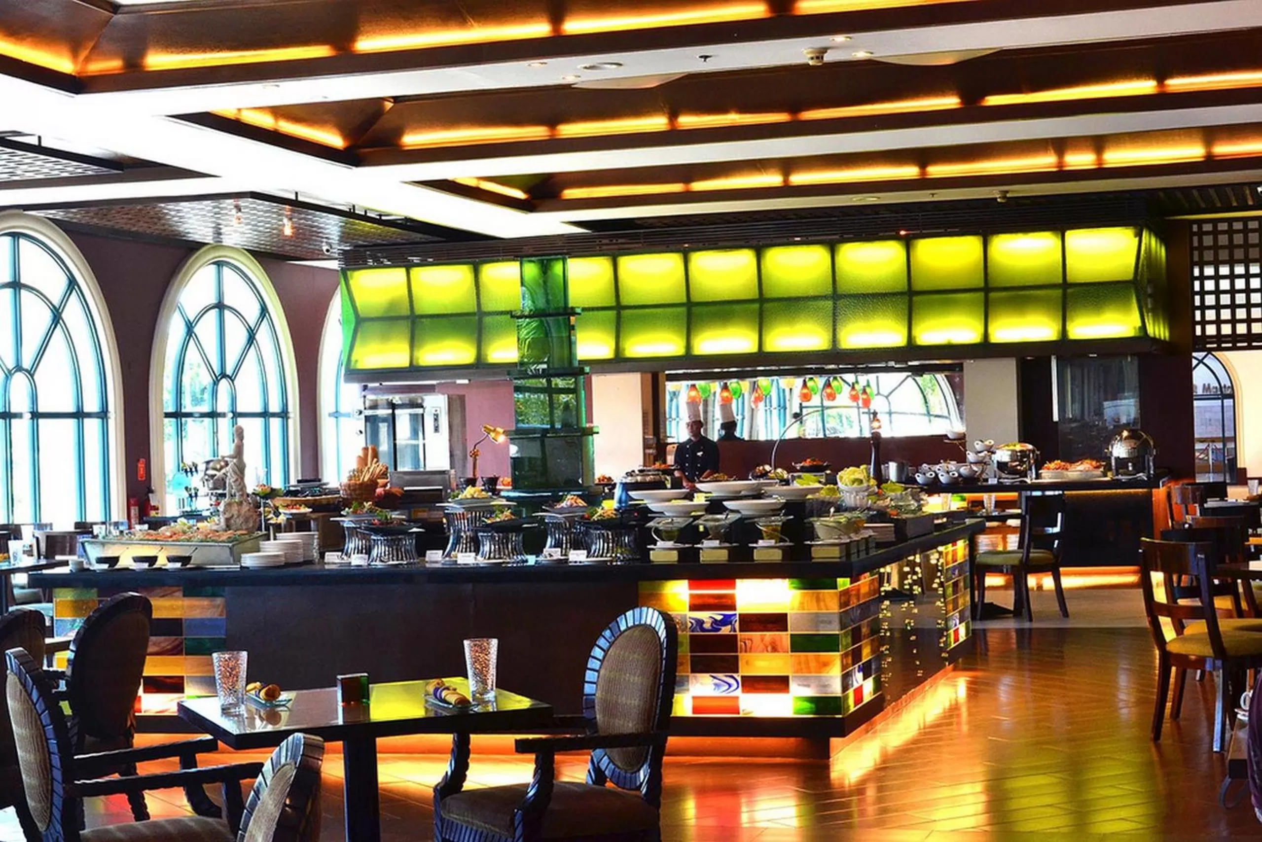 Restaurant/places to eat in Waterfront Airport Hotel and Casino