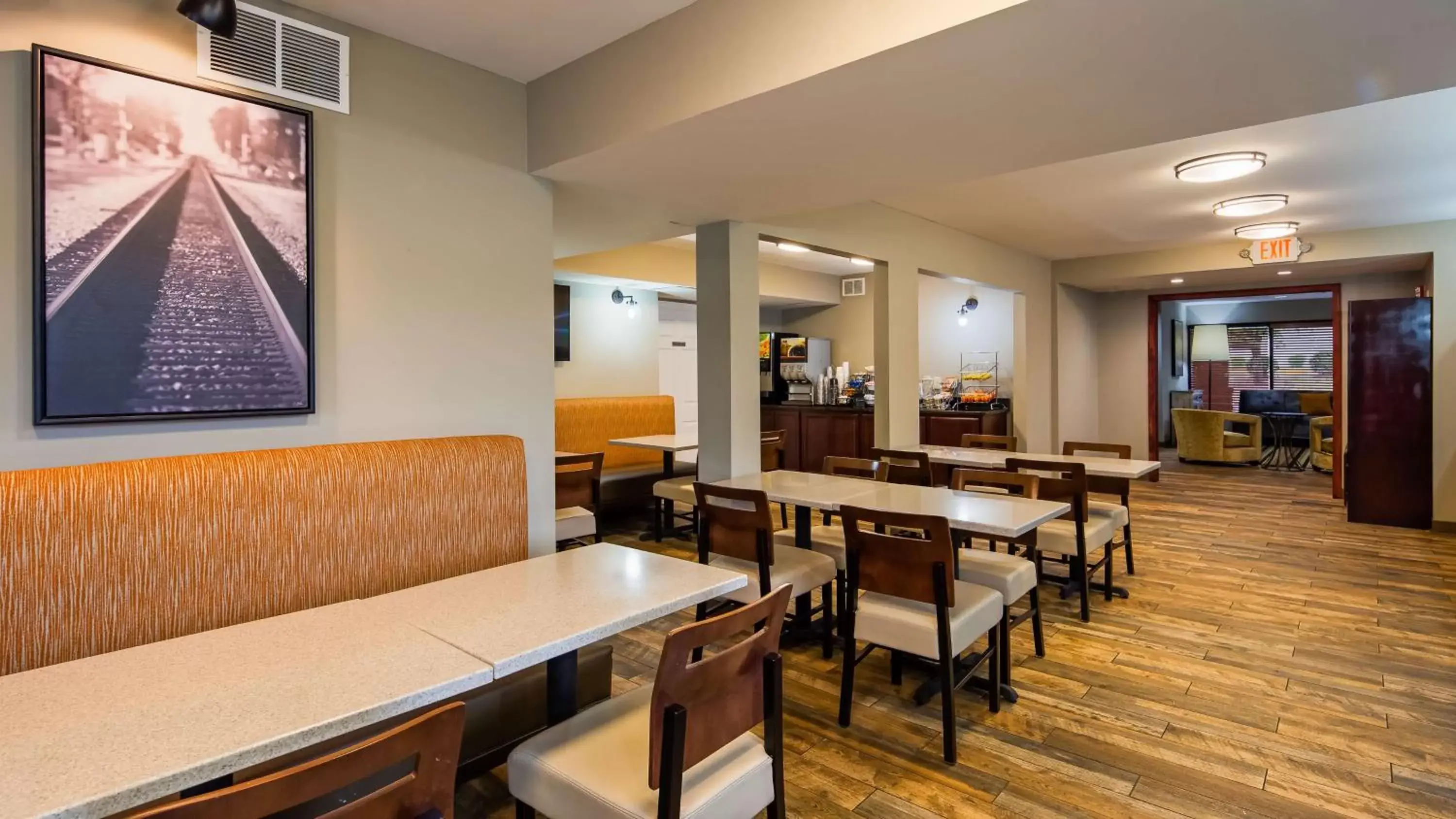Restaurant/Places to Eat in Best Western Shenandoah Inn