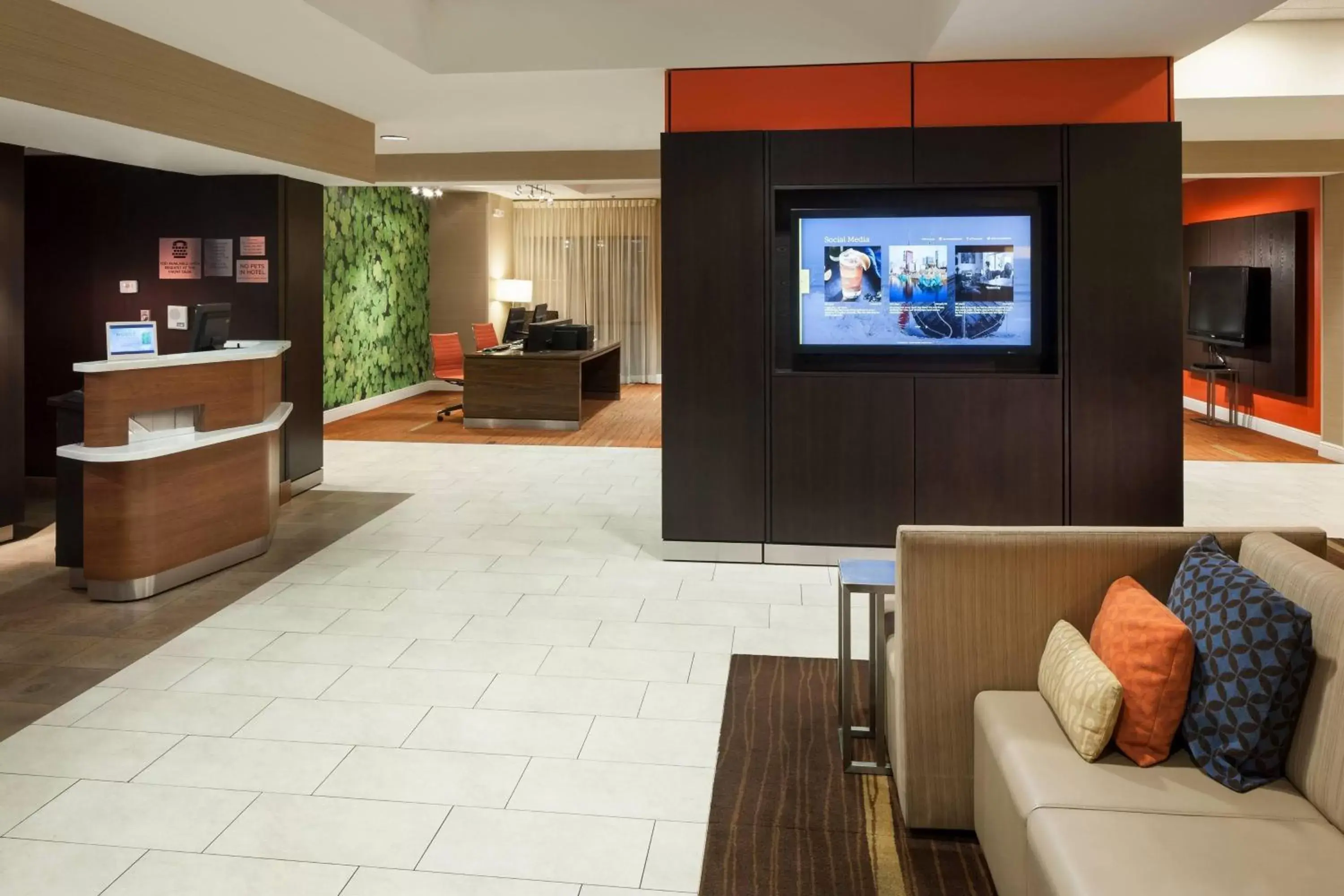 Lobby or reception, Lobby/Reception in Courtyard by Marriott Jackson Ridgeland