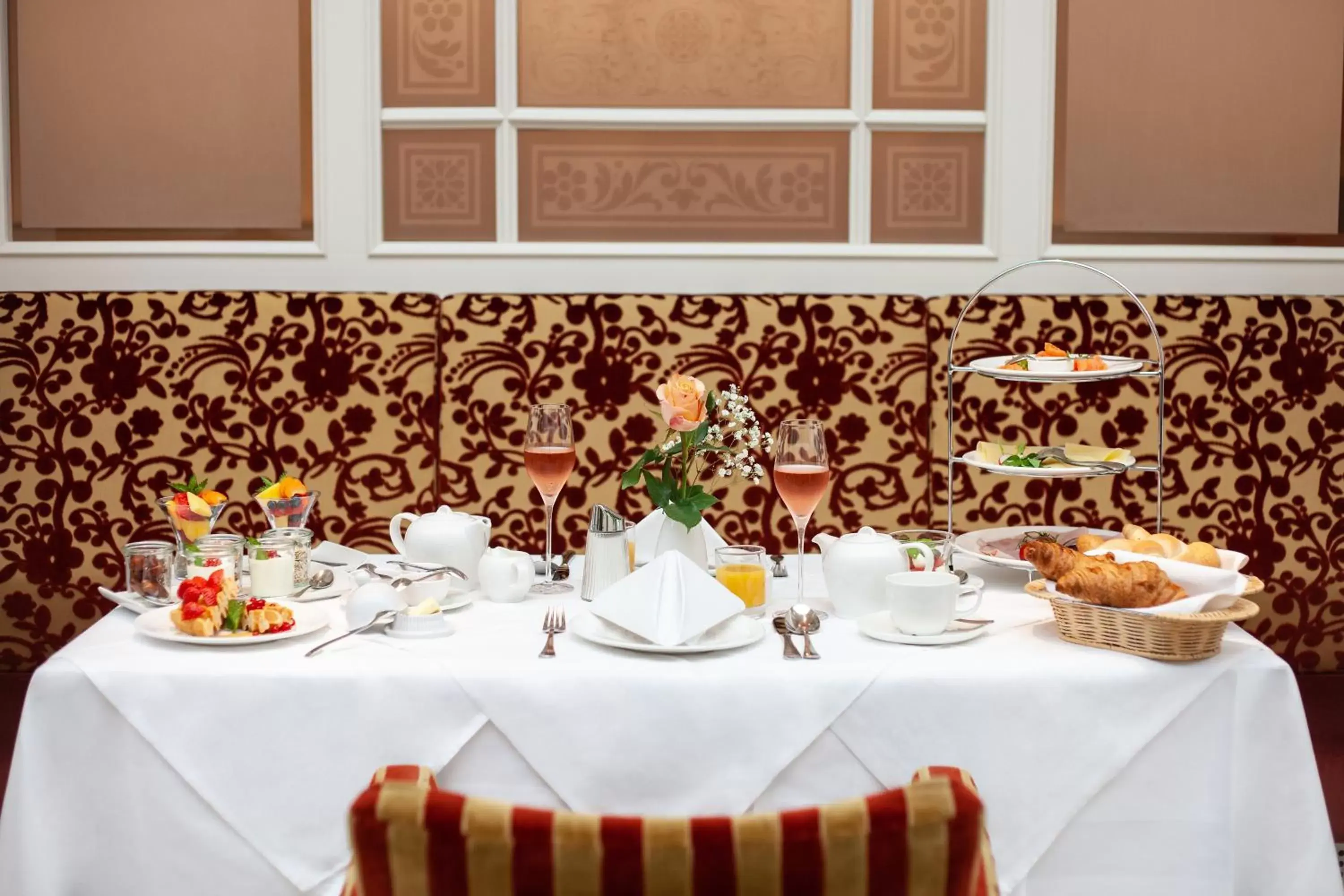 Food and drinks, Banquet Facilities in Hotel Kaiserhof Wien