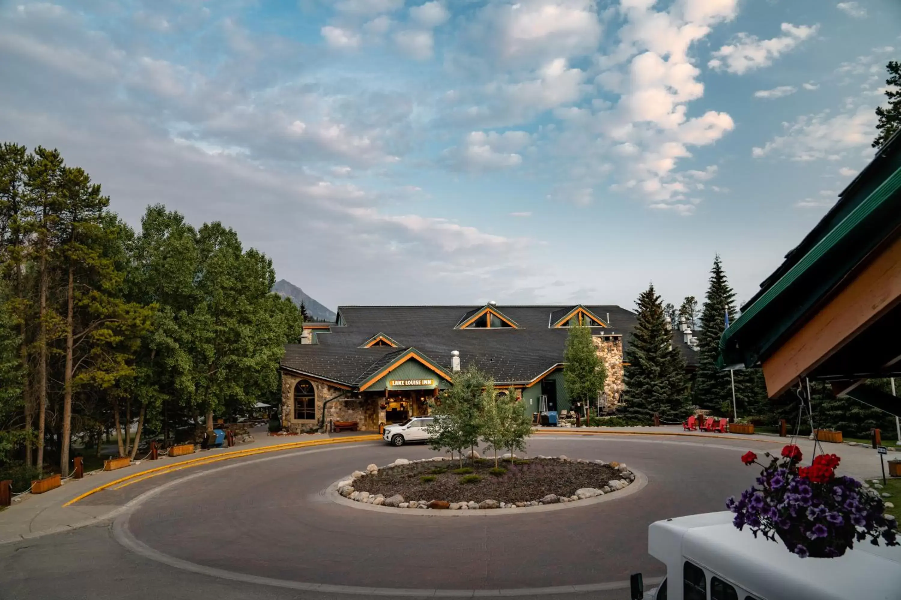 Property Building in Lake Louise Inn