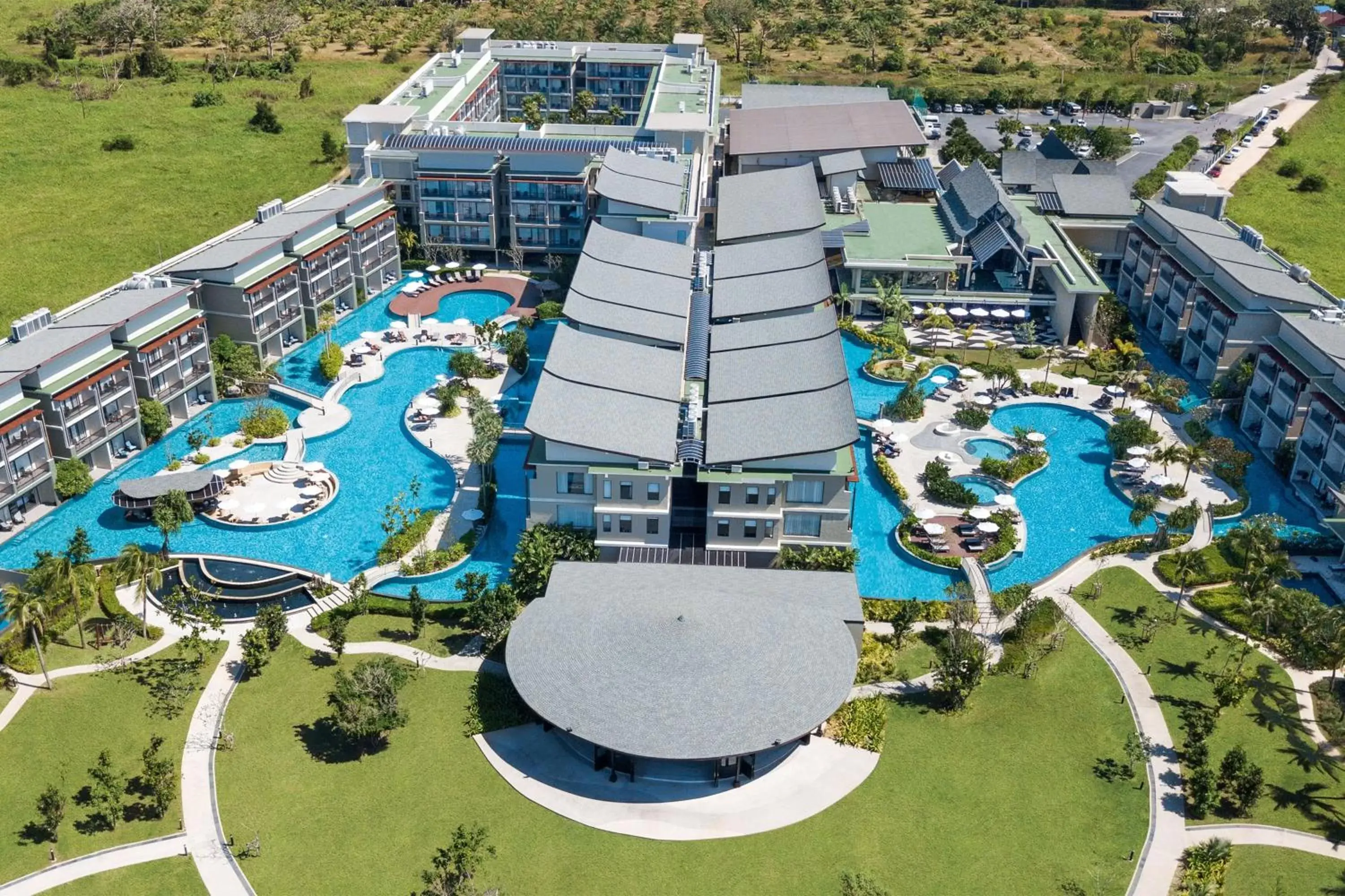 Property building, Bird's-eye View in Le Meridien Khao Lak Resort & Spa