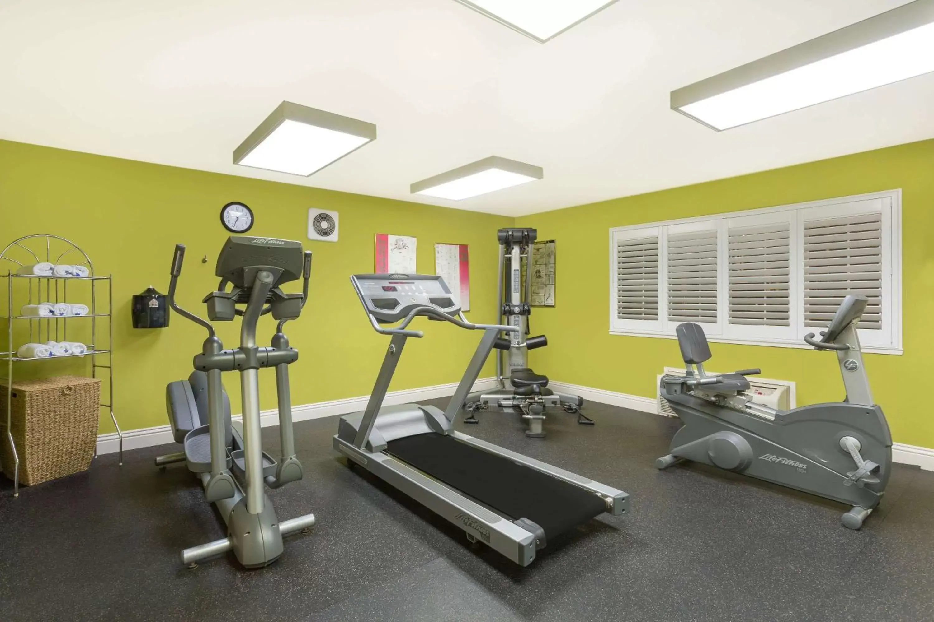 Fitness centre/facilities, Fitness Center/Facilities in Baymont by Wyndham Modesto Salida
