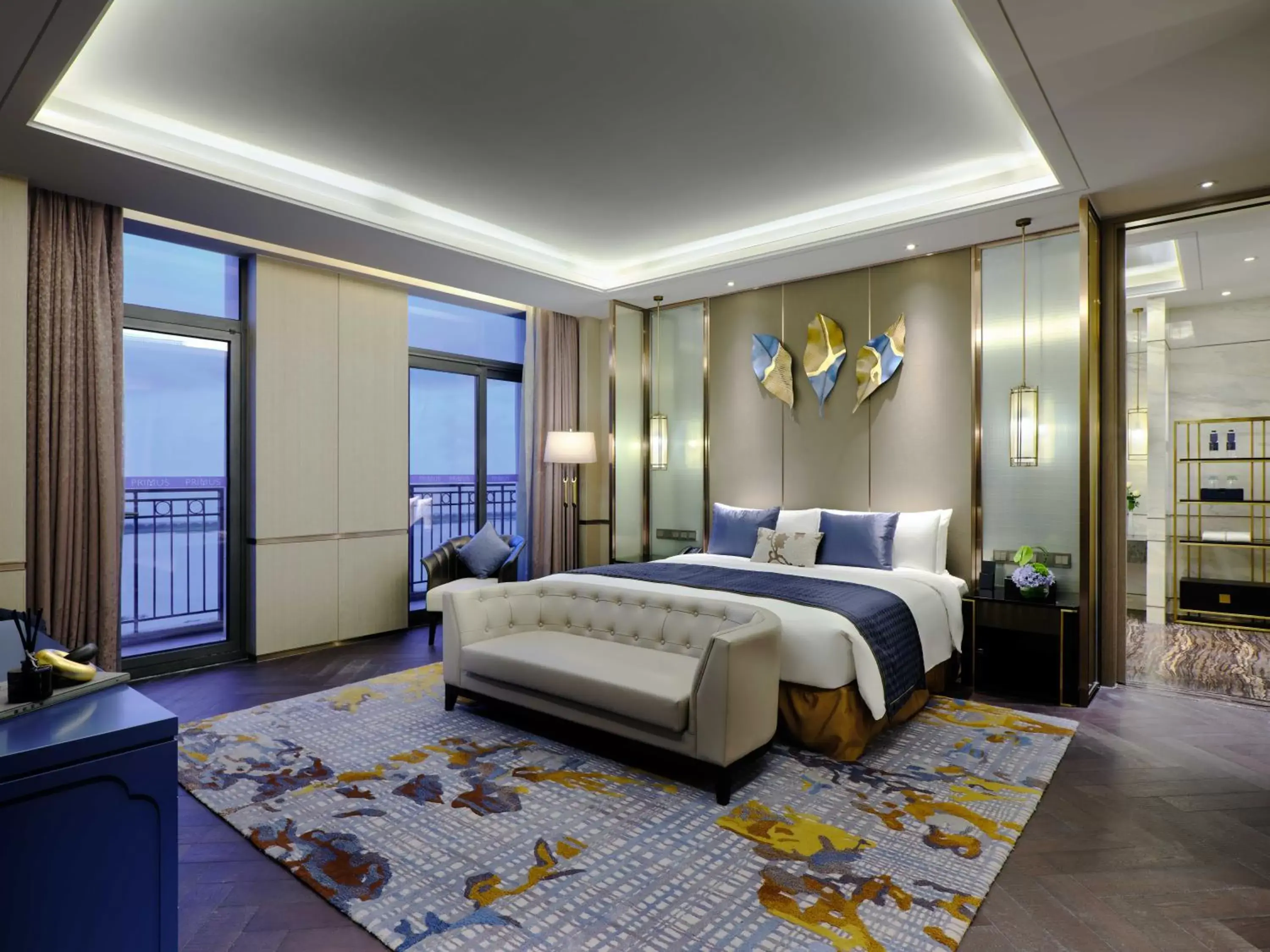 Presidential Suite Room in Primus Hotel Shanghai Sanjiagang - Offer Pudong International Airport and Disney shuttle Presidential Suite Room in Primus Hotel Shanghai Sanjiagang - Offer Pudong International Airport and Disney shuttle