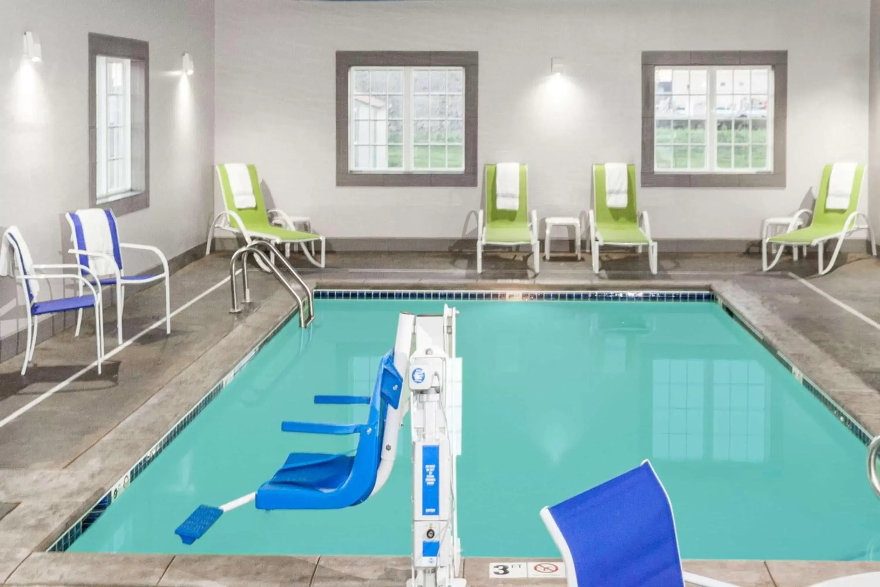 On site, Swimming Pool in Microtel Inn & Suites by Wyndham West Fargo Near Medical Center