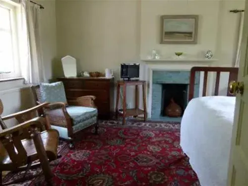 Bedroom, Seating Area in Iolanthe