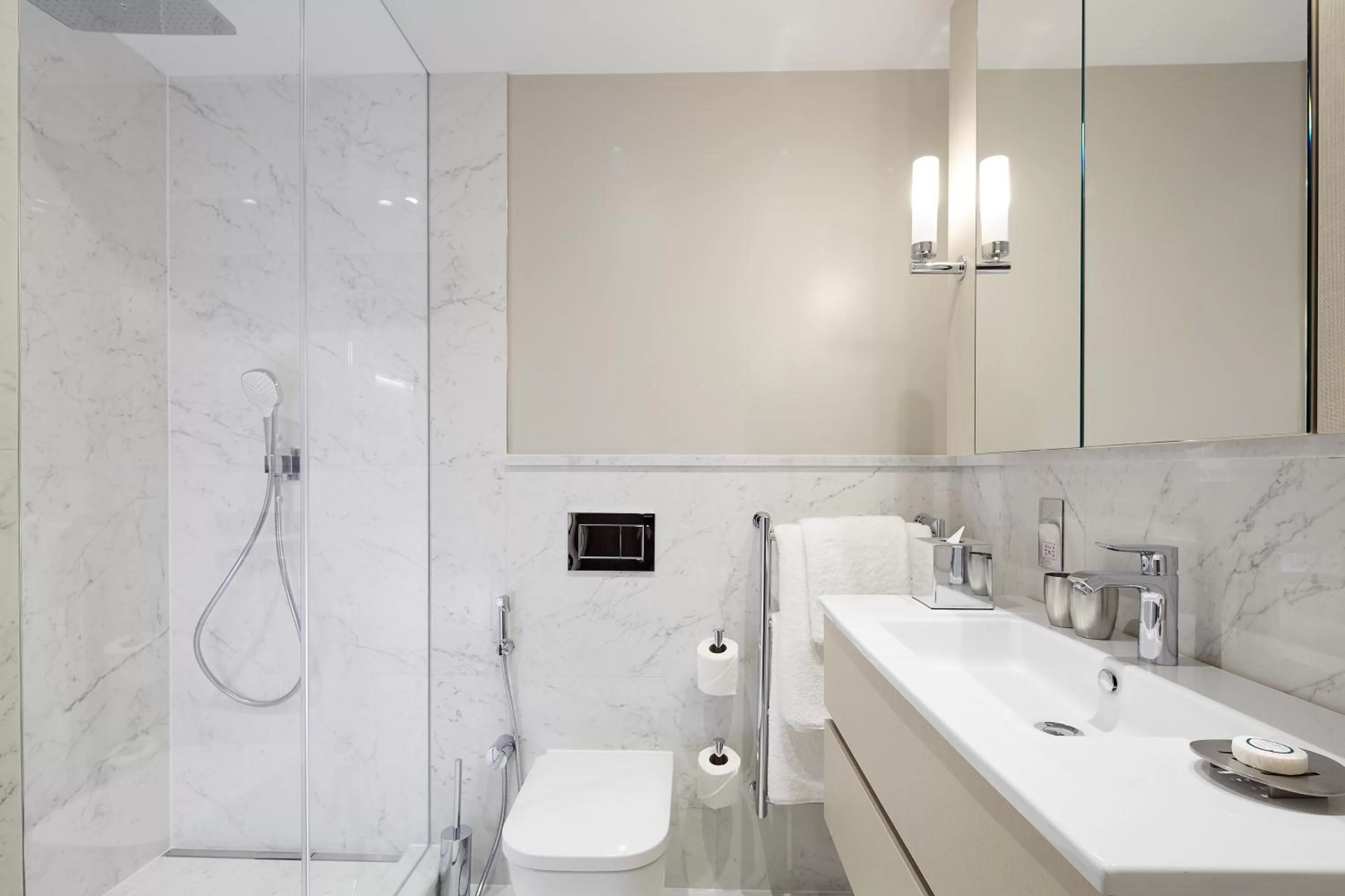 Bathroom in Cheval Gloucester Park at Kensington