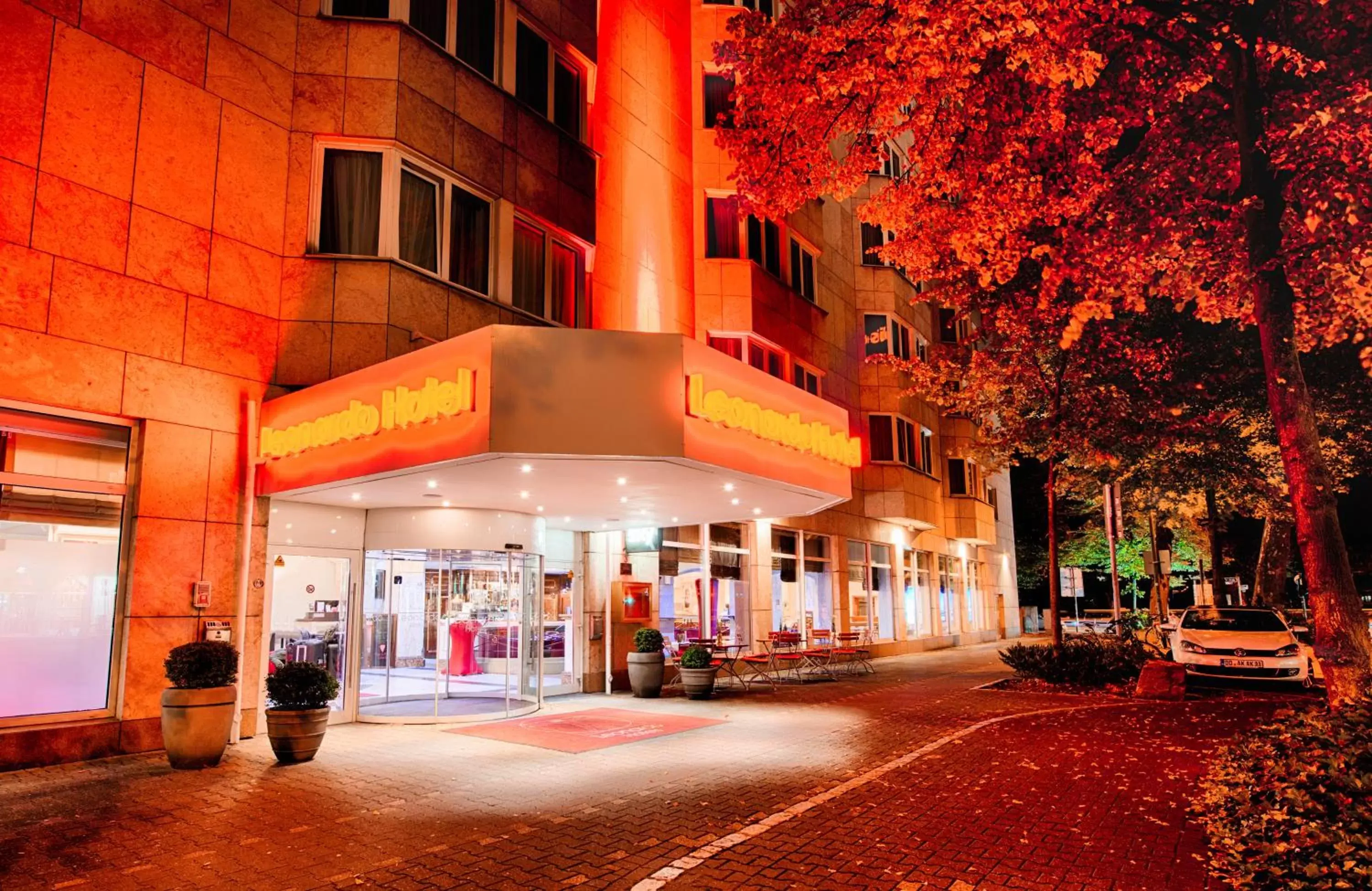 Facade/entrance in Leonardo Hotel Düsseldorf City Center