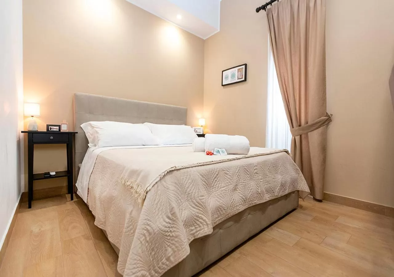 Bedroom, Bed in B&B Vico Milano 18