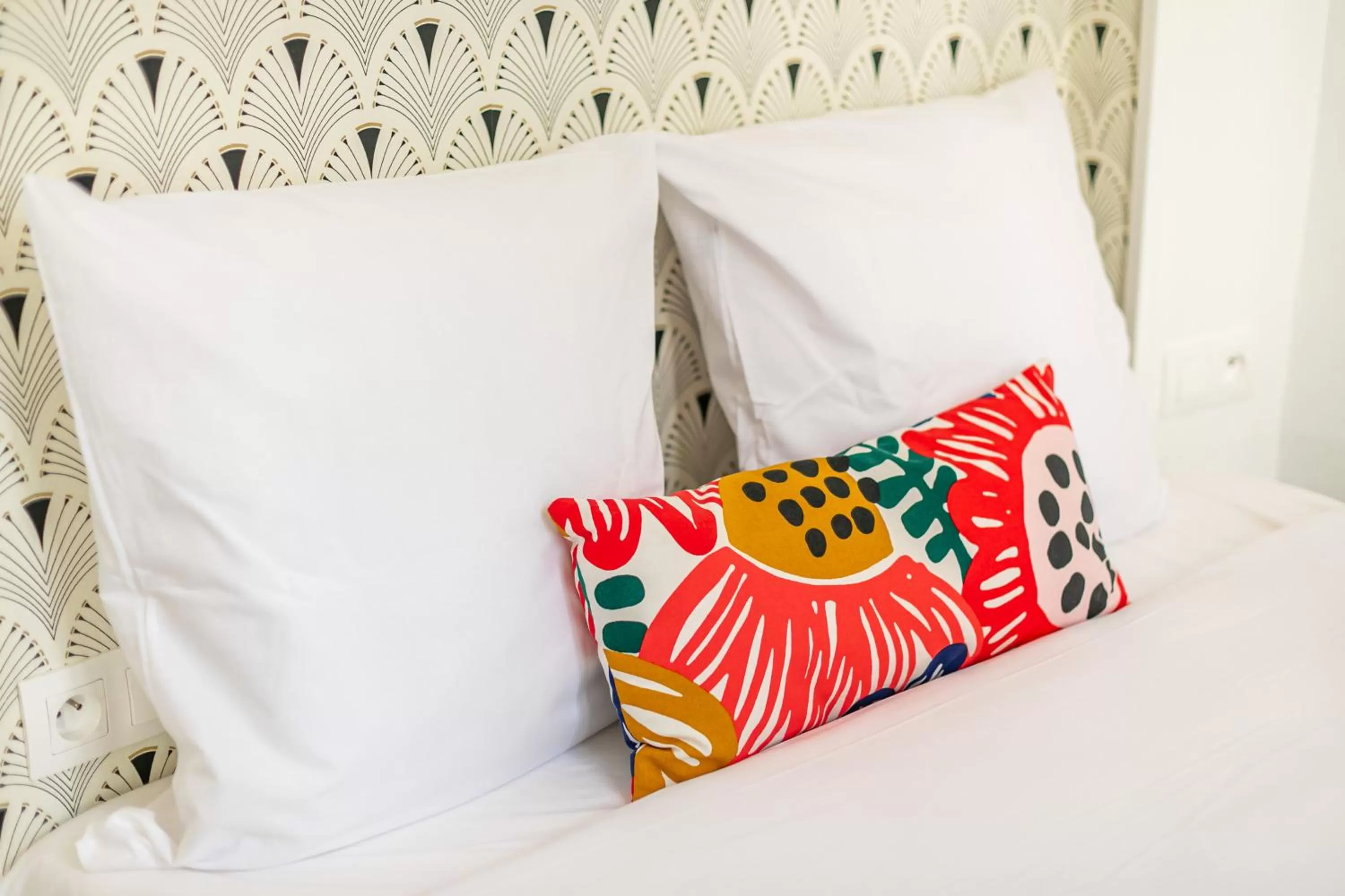 Bed in WS Haussmann - La Fayette