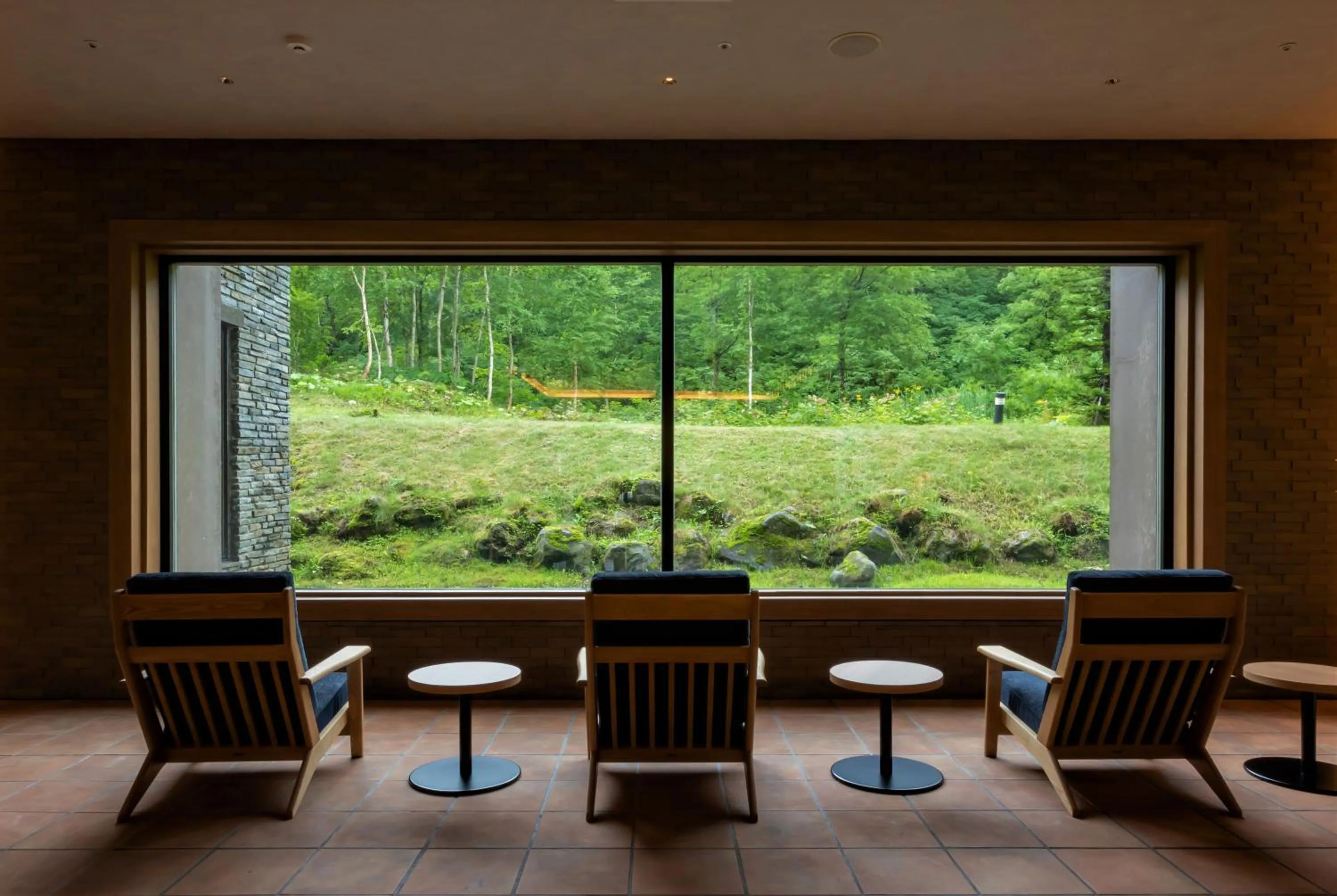 Library in Higashikawa Asahidake Onsen Hotel Bear Monte