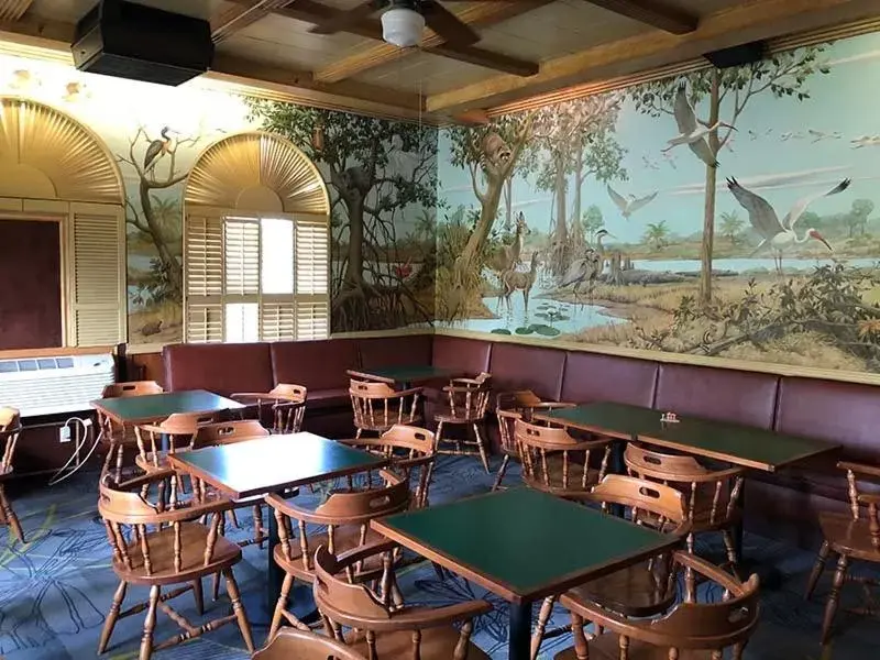 Restaurant/Places to Eat in Americas Best Value Inn Historic Clewiston Inn