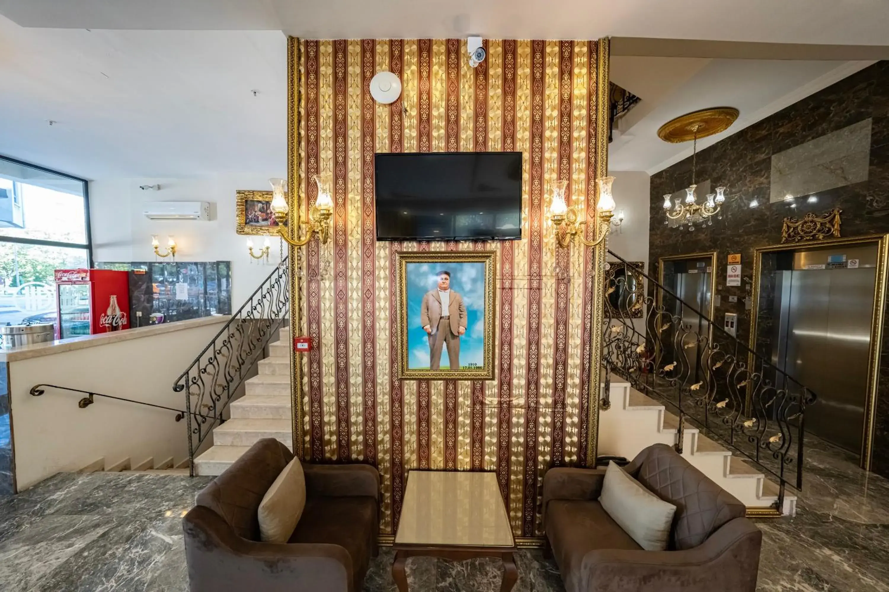 Lounge/Bar in Grand Hamit Hotel