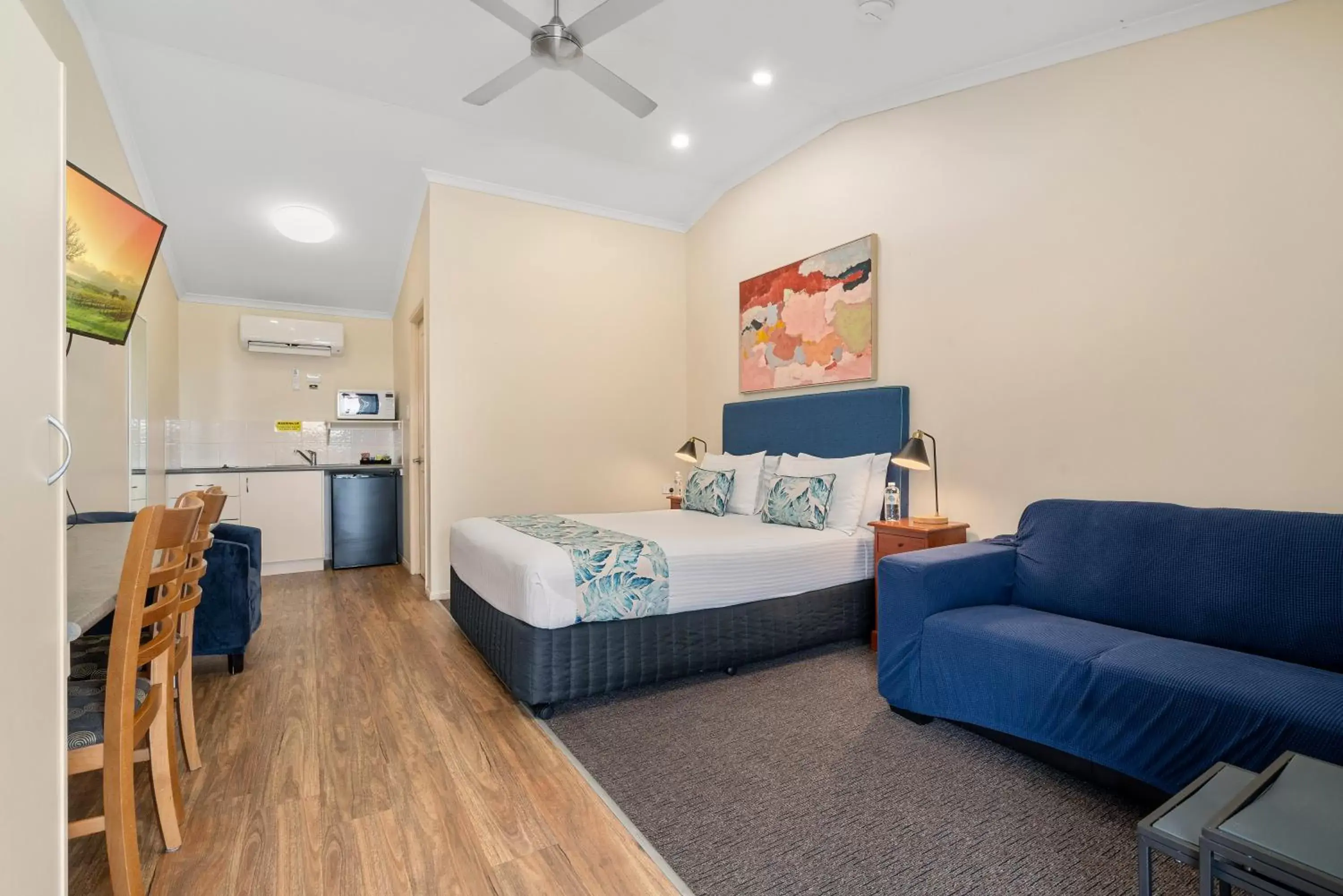 Bedroom, Bed in Caboolture Central Motor Inn, Sure Stay Collection by BW