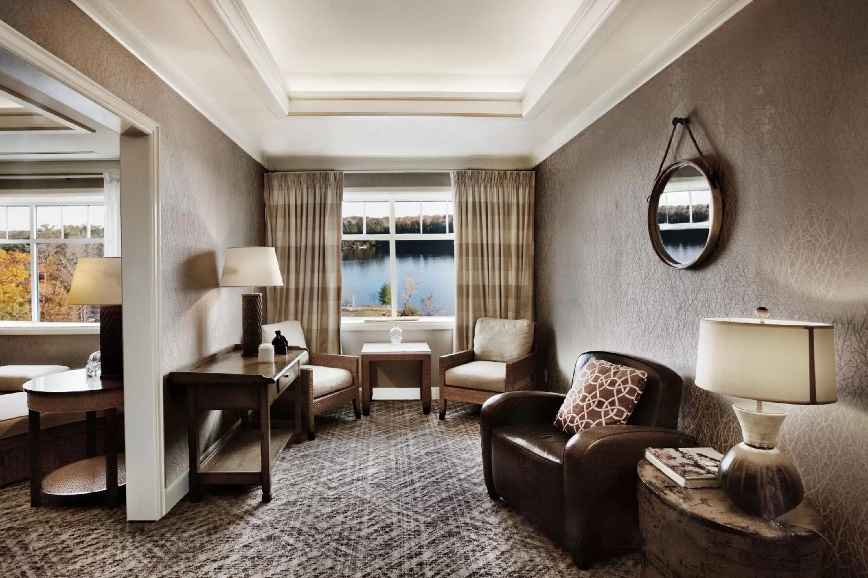 Lounge or bar, Seating Area in JW Marriott The Rosseau Muskoka Resort & Spa