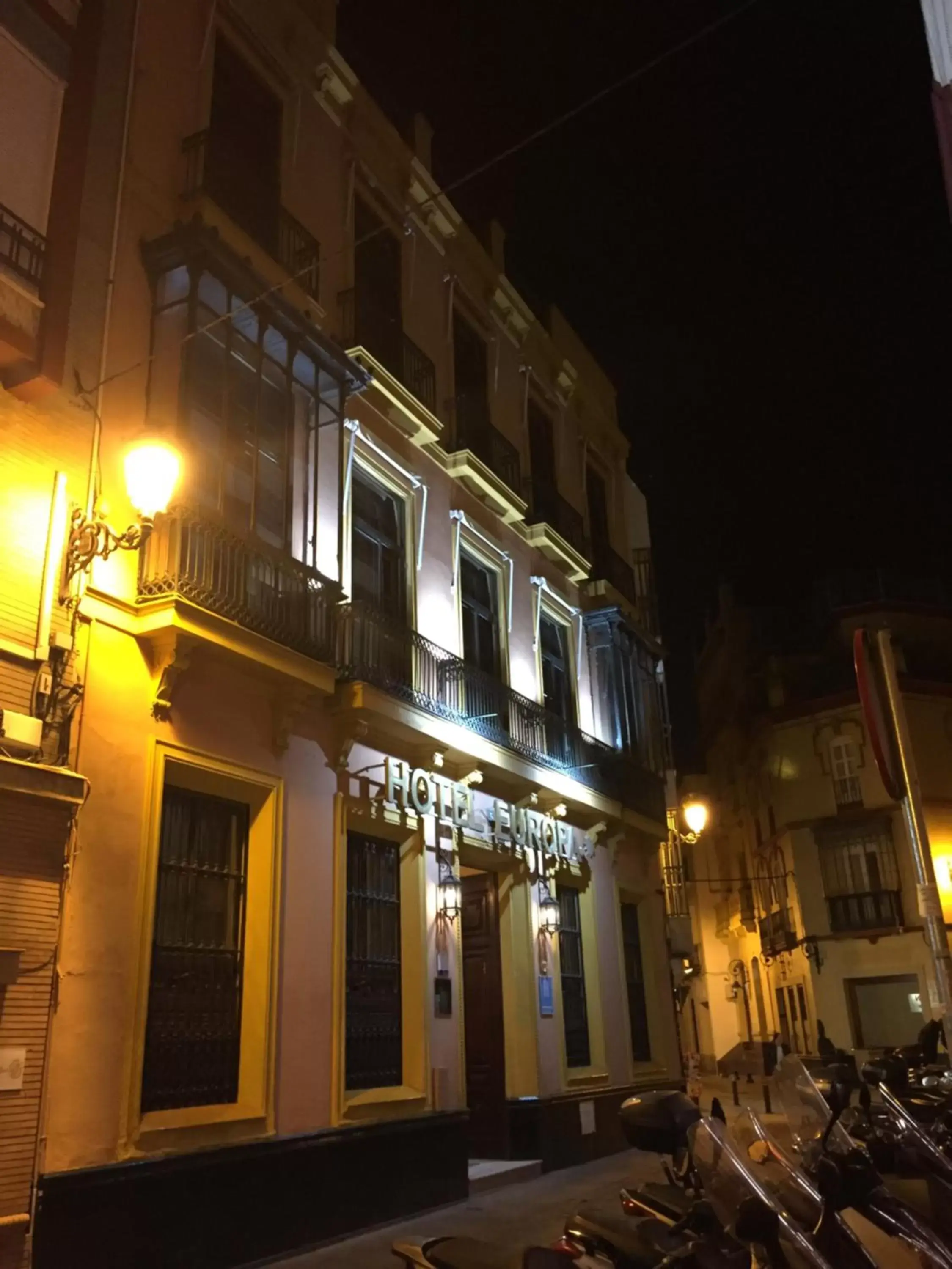 Property Building in Hotel Europa Boutique Sevilla