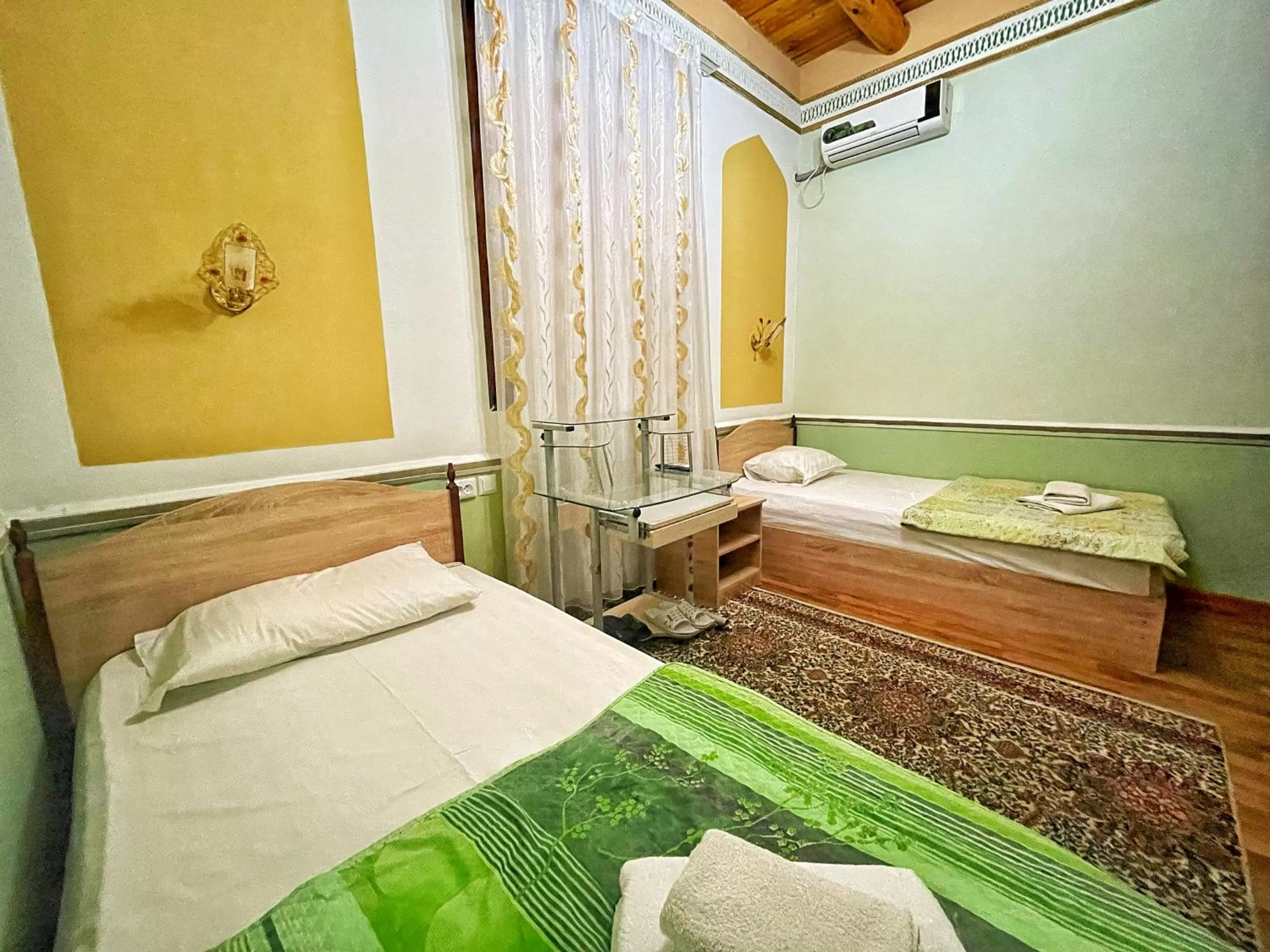 TV and multimedia in Nurafshon Boutique