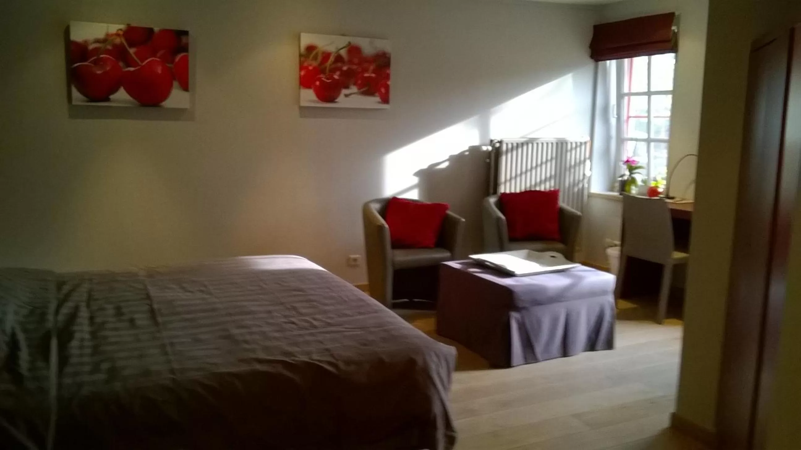 Bed in B&B De Zoete Kers