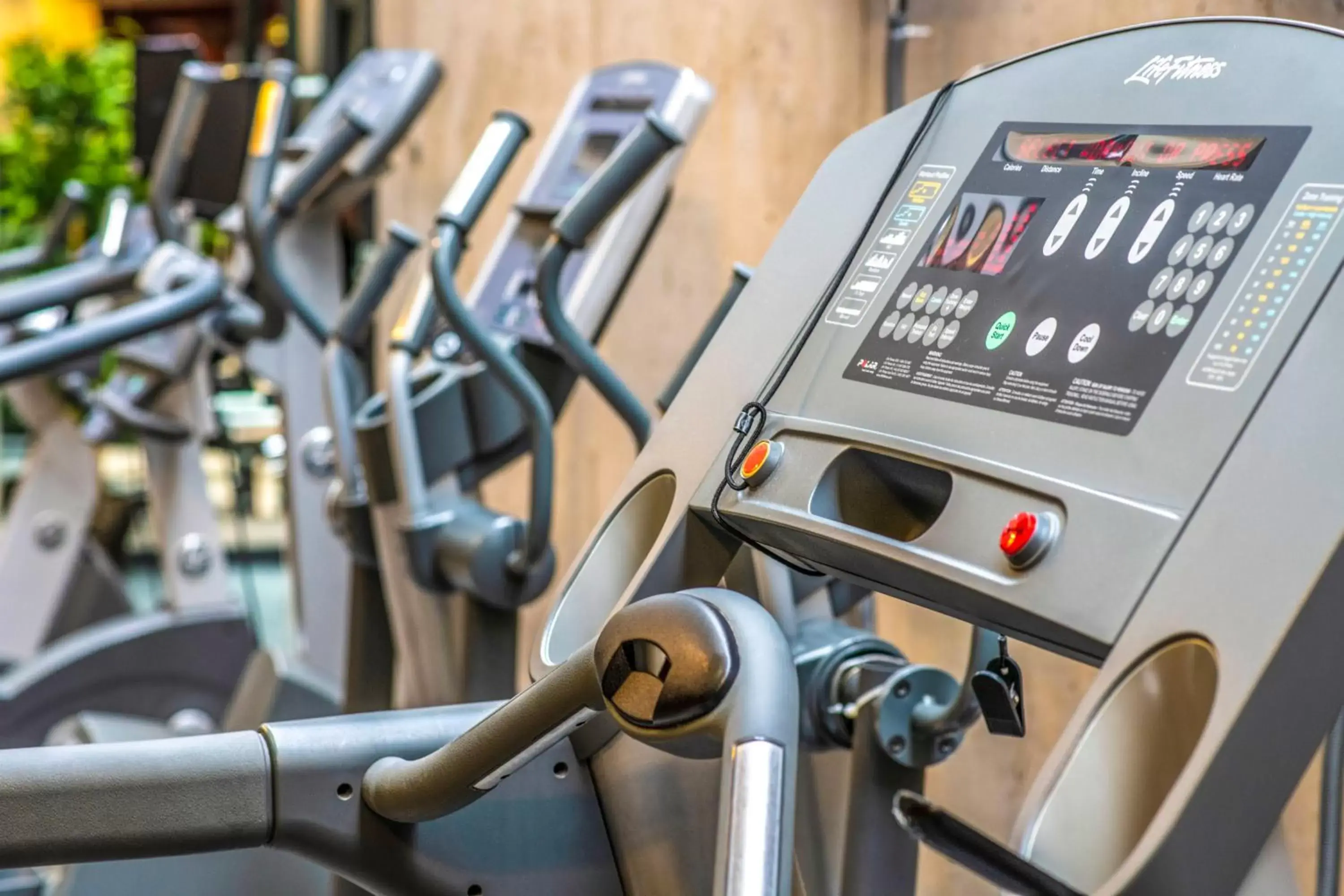 Fitness centre/facilities in Budapest Airport Hotel Stáció Wellness & Konferencia Fitness centre/facilities in Budapest Airport Hotel Stáció Wellness & Konferencia