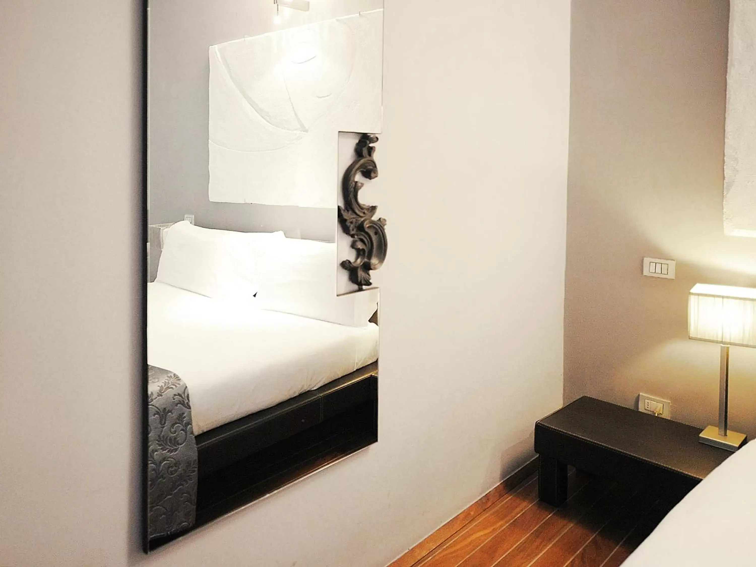 Superior Single Room in Borghese Palace Art Hotel