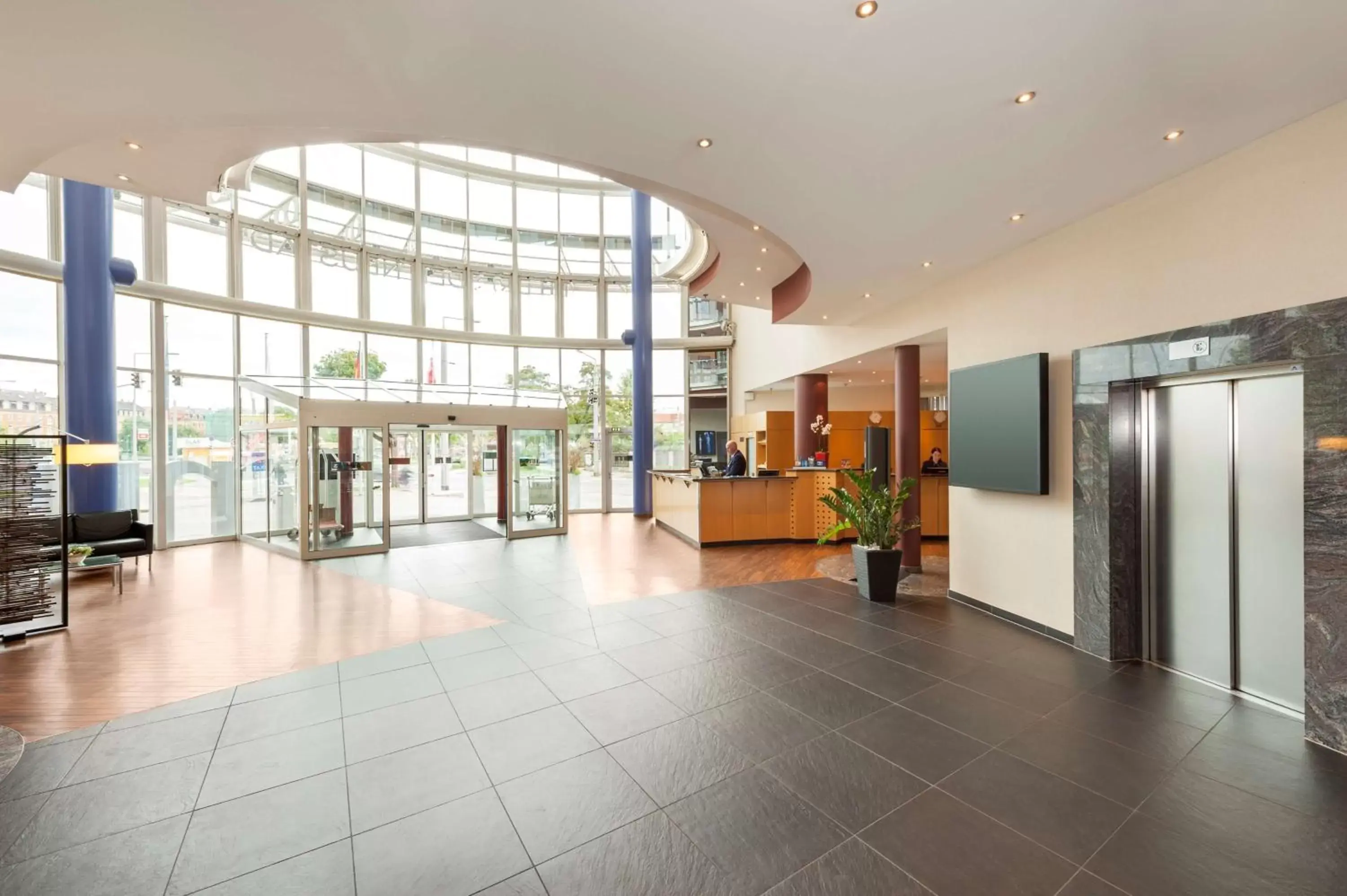 Lobby or reception in NH Dresden Neustadt Lobby or reception in NH Dresden Neustadt