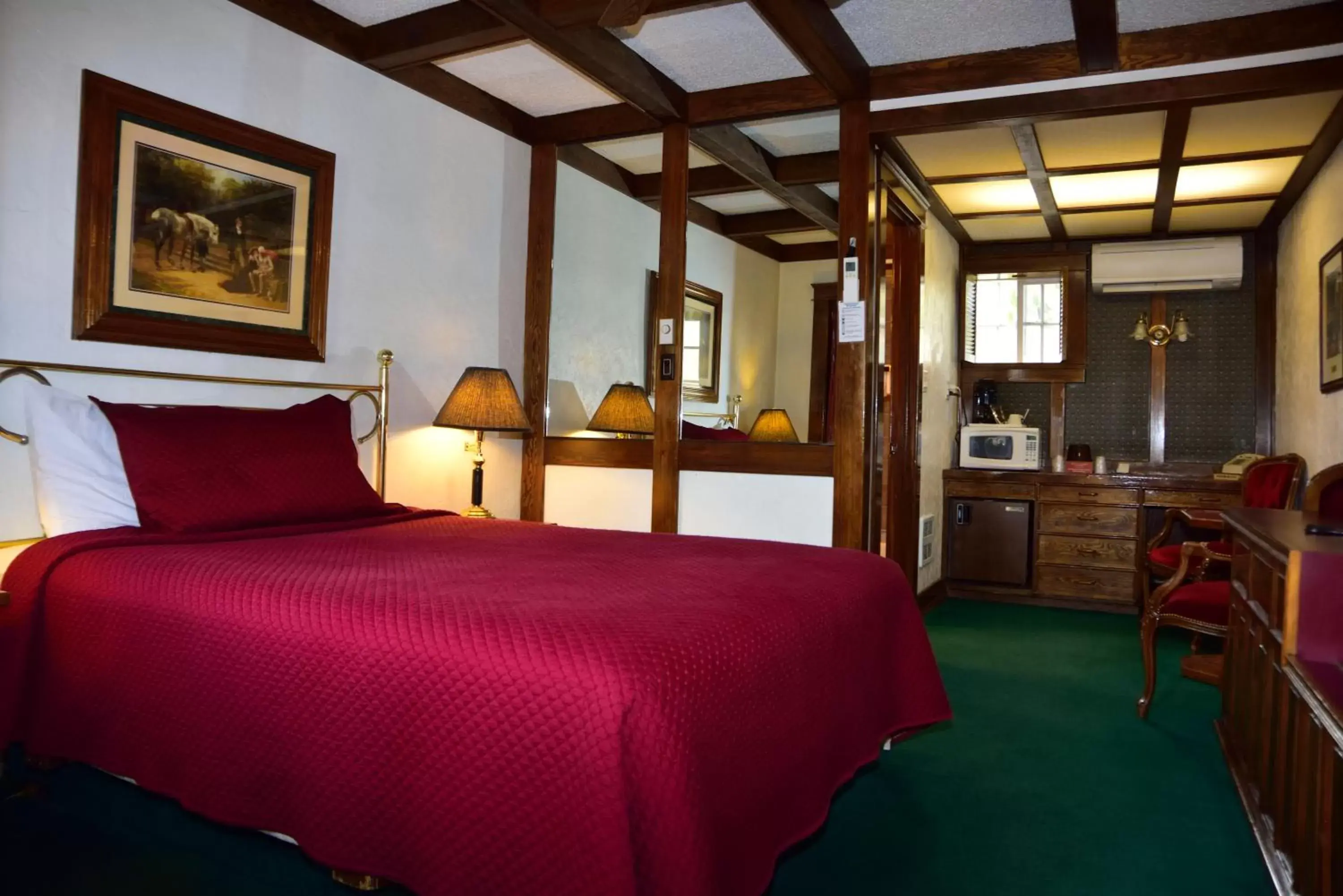 Bedroom, Bed in Sequim West Inn