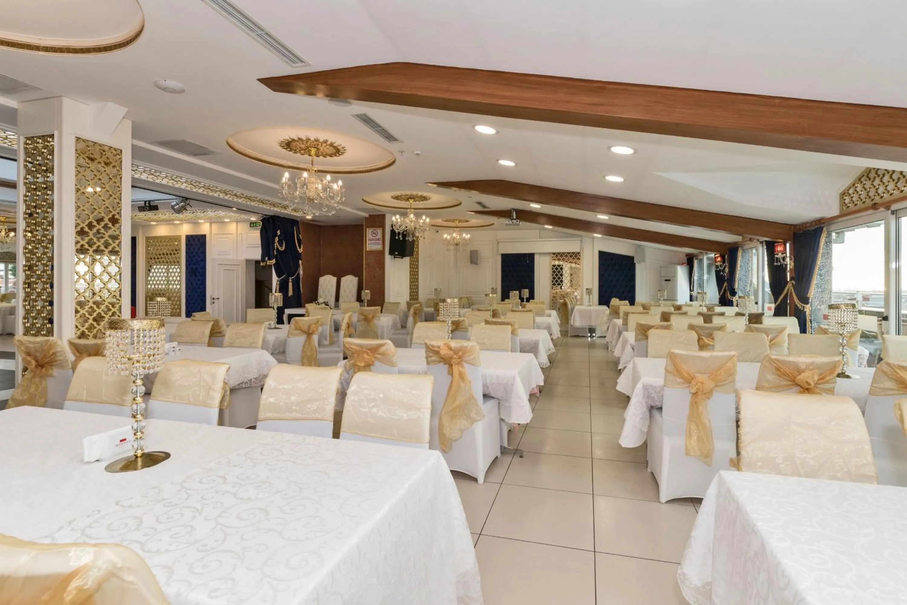 Banquet/Function facilities in Marnas Hotels