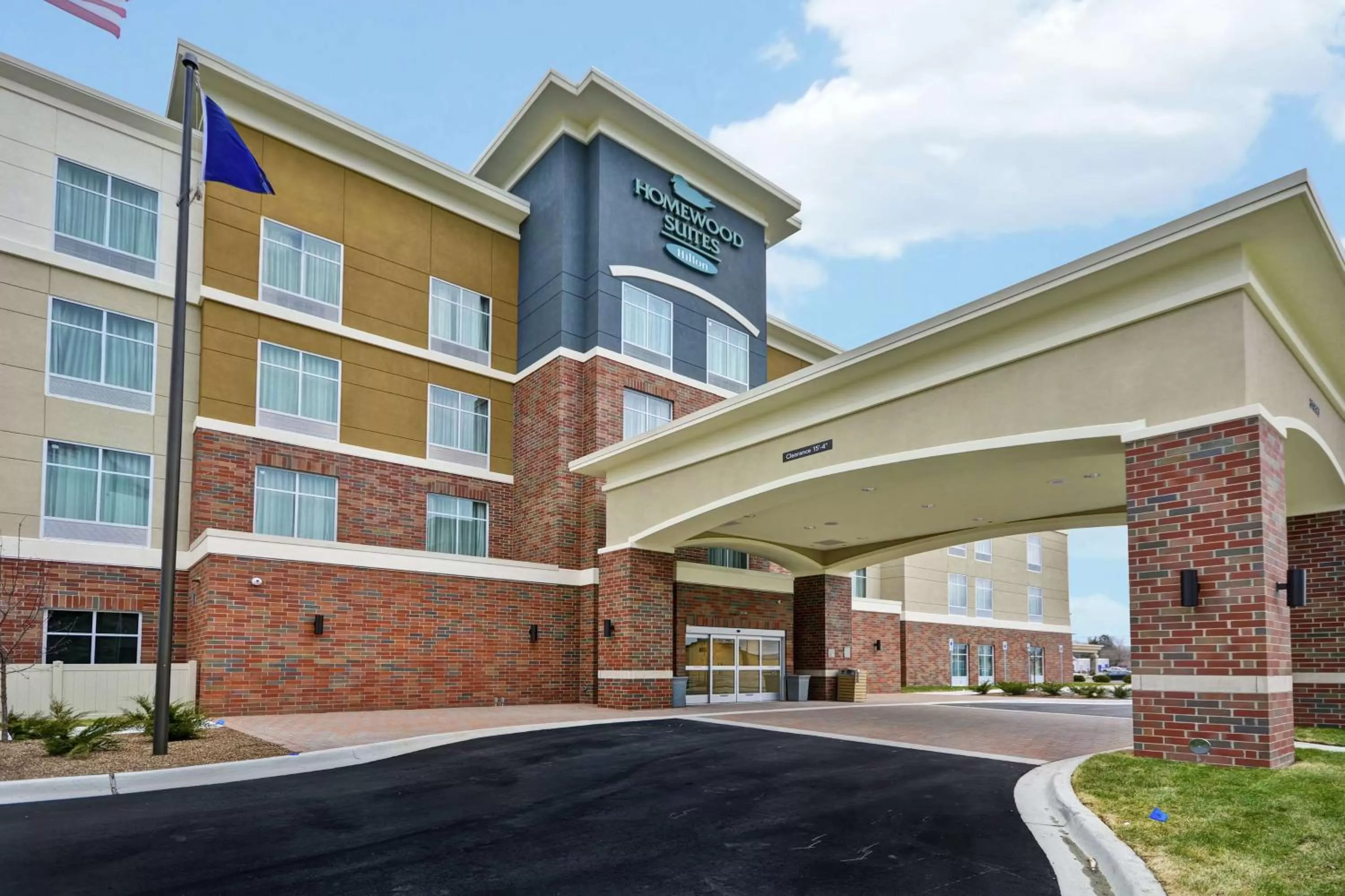 Property building in Homewood Suites By Hilton Warren Detroit