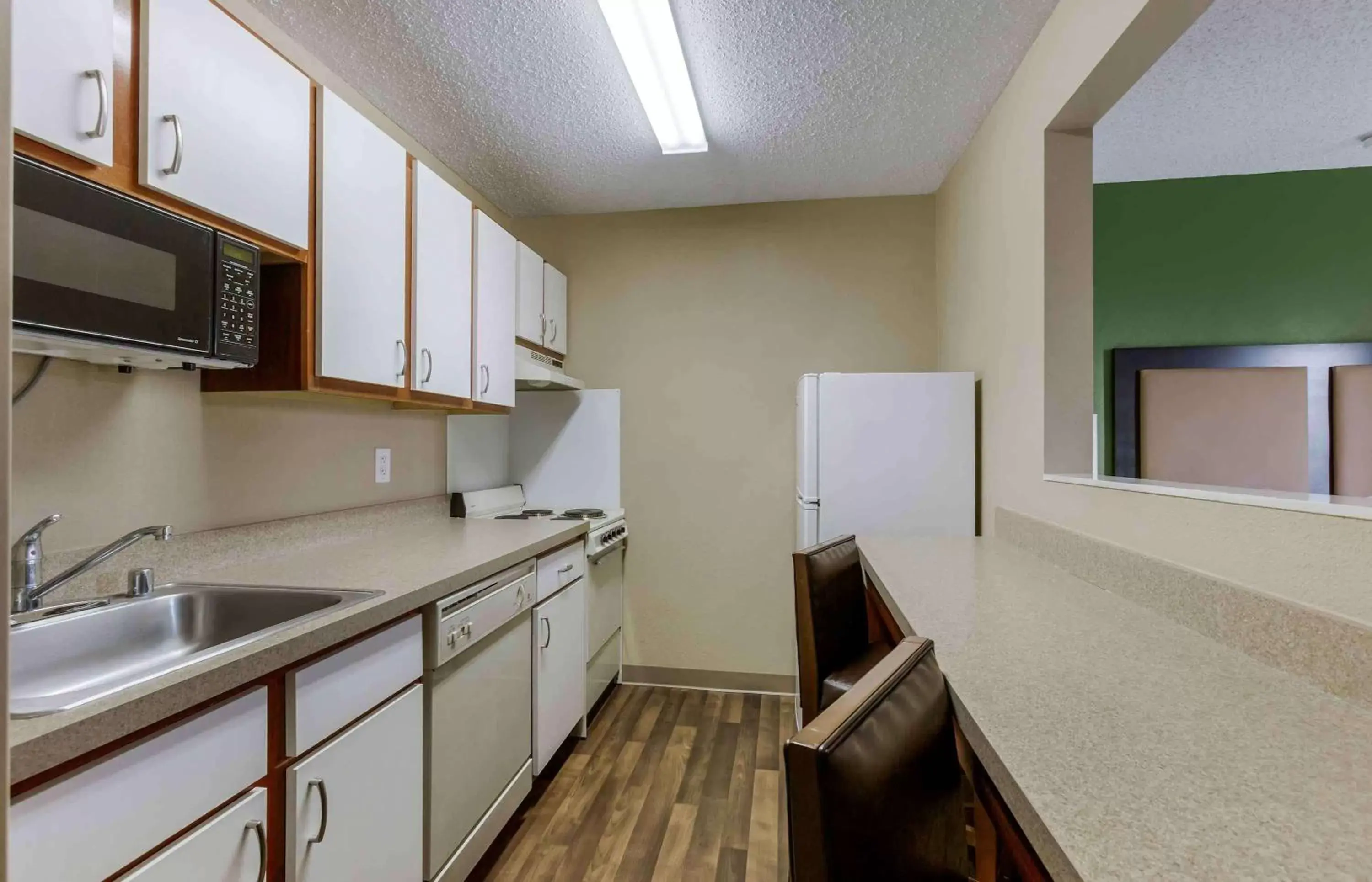Bedroom, Kitchen/Kitchenette in Extended Stay America Suites - El Paso - West