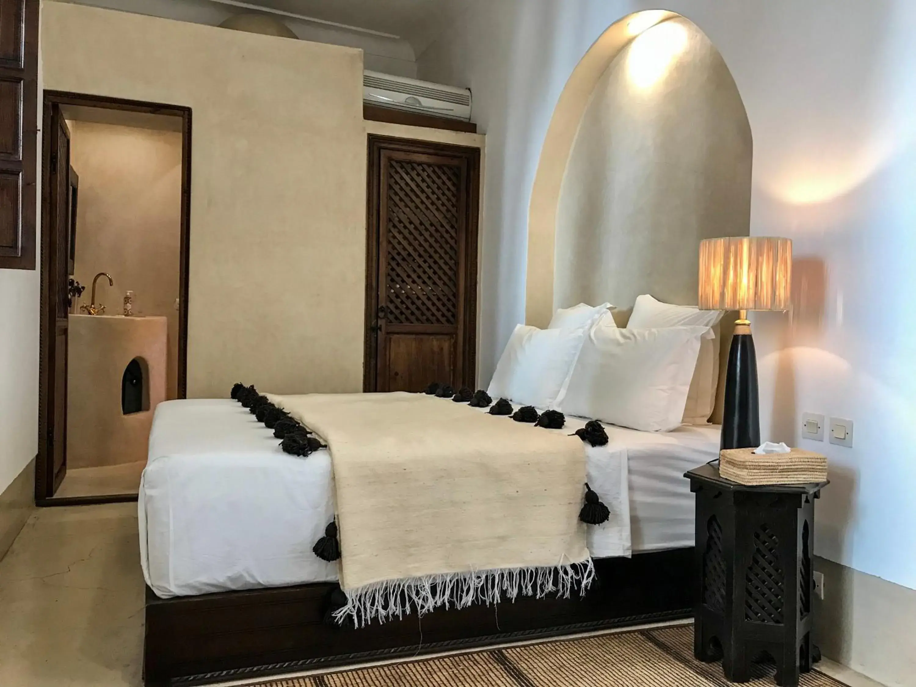 Bedroom, Bed in Riad Dar Zaman