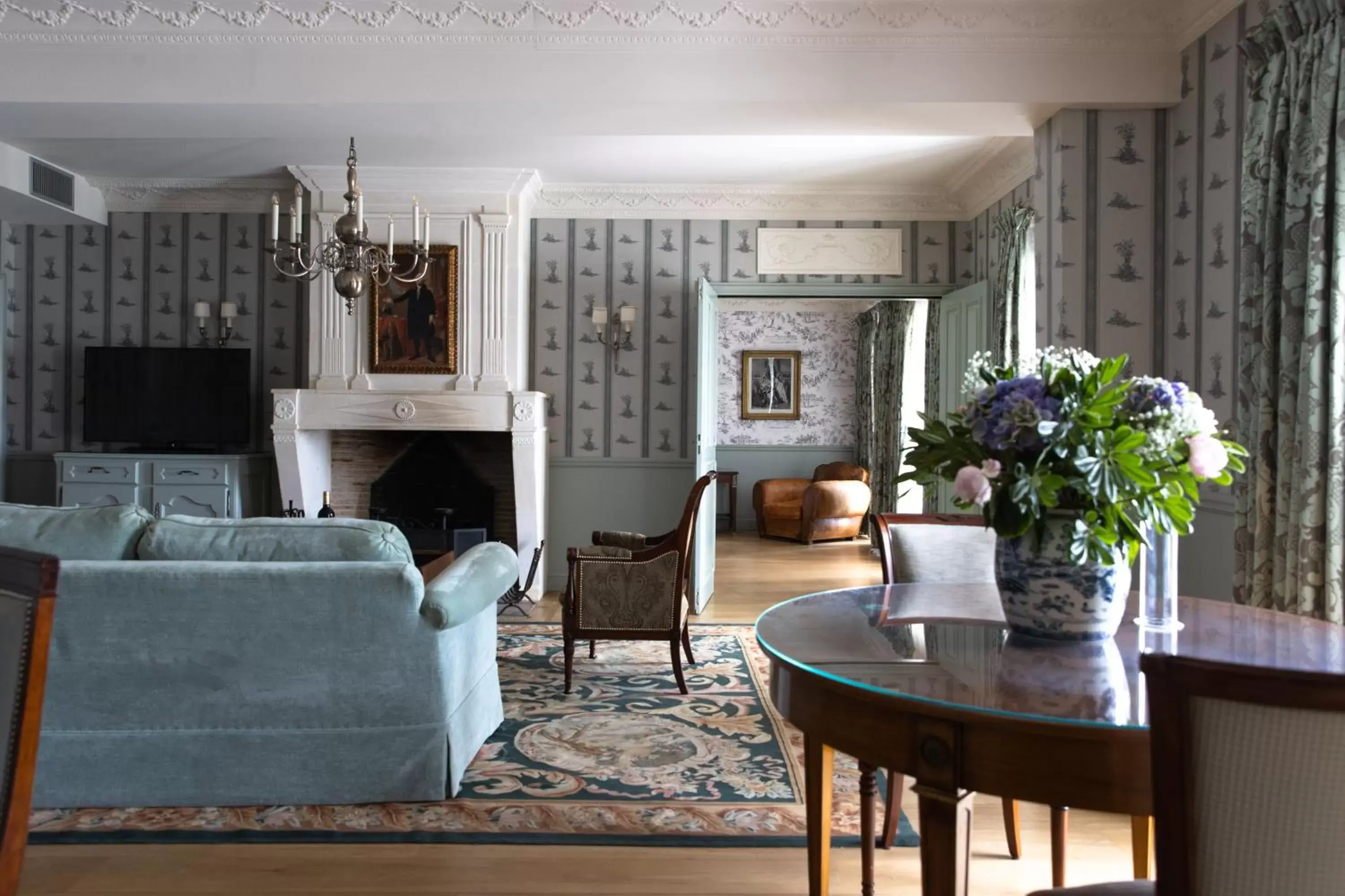 Guests, Seating Area in Hôtel de Toiras