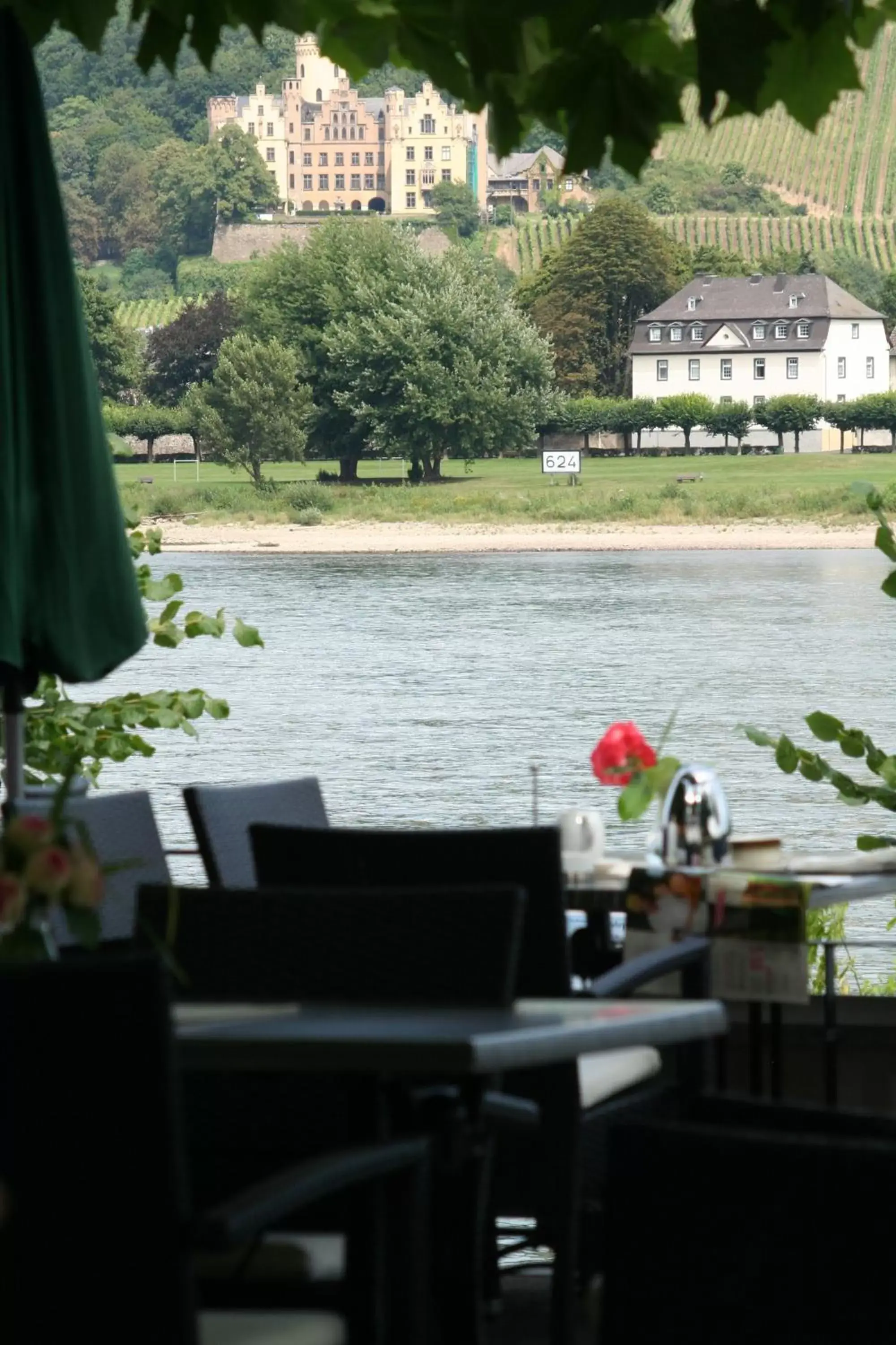 Garden view in Hotel Rhein-Residenz