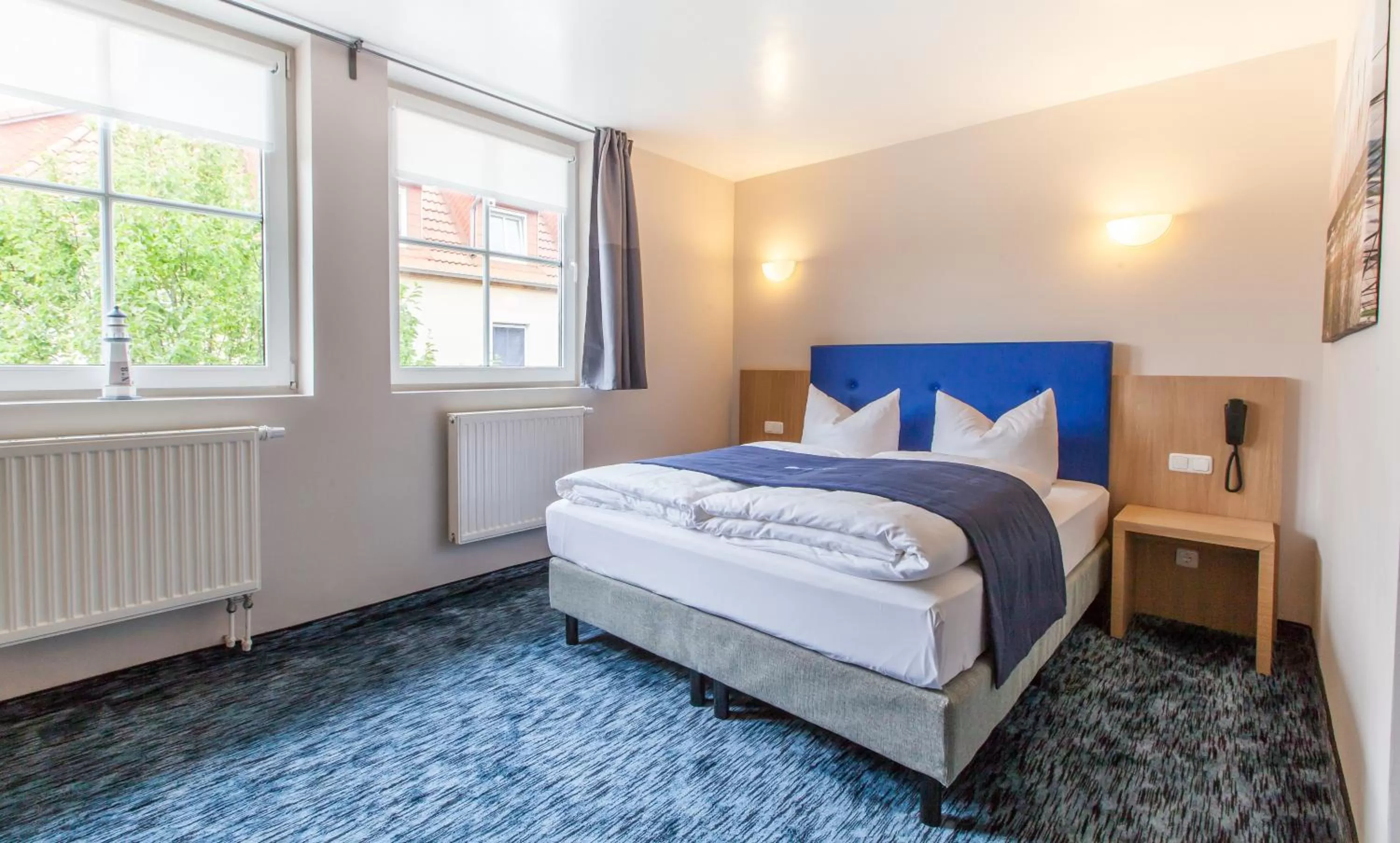 Day, Bed in Hotel am Fjord