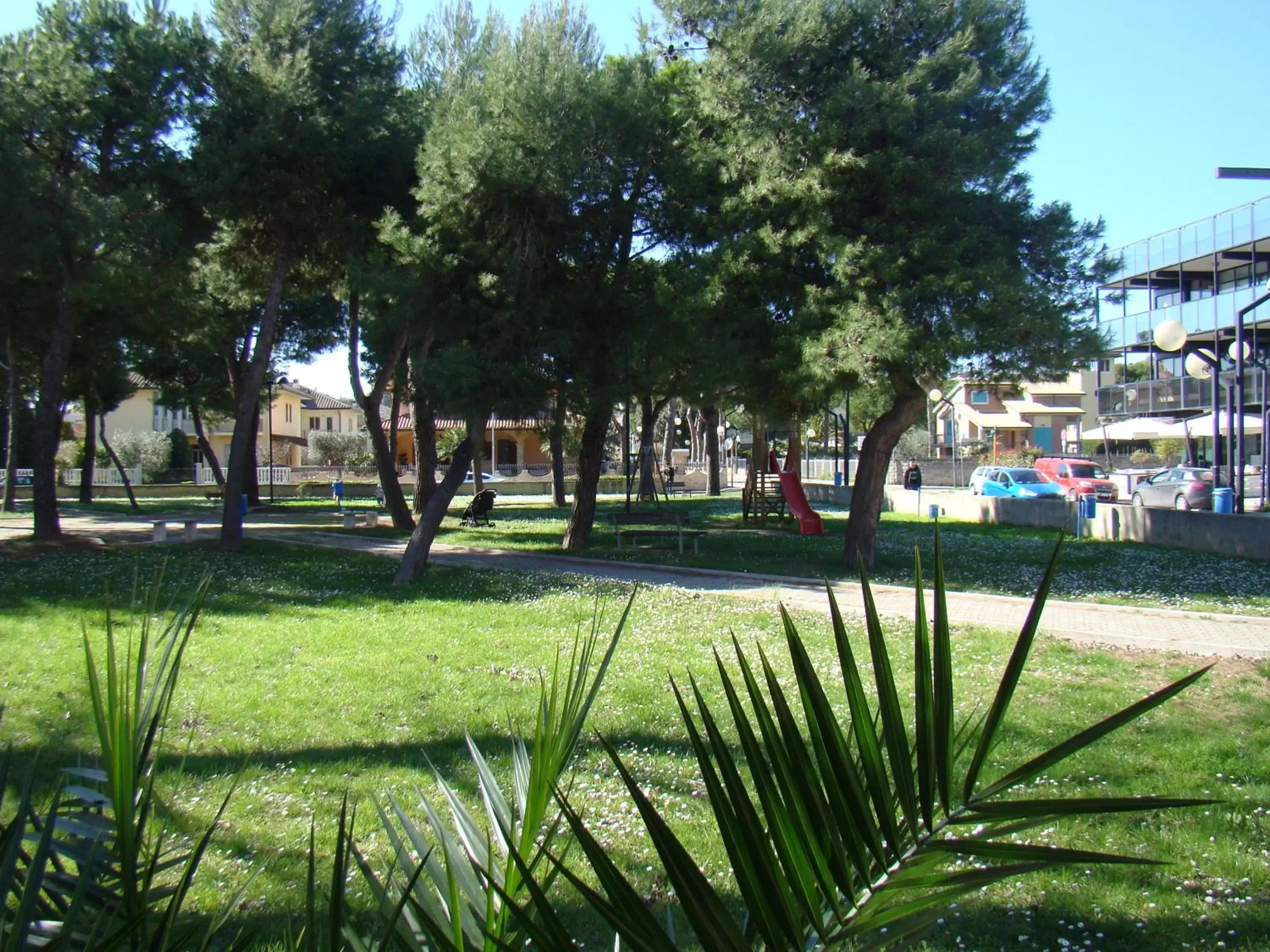 Children play ground, Garden in Il Casale