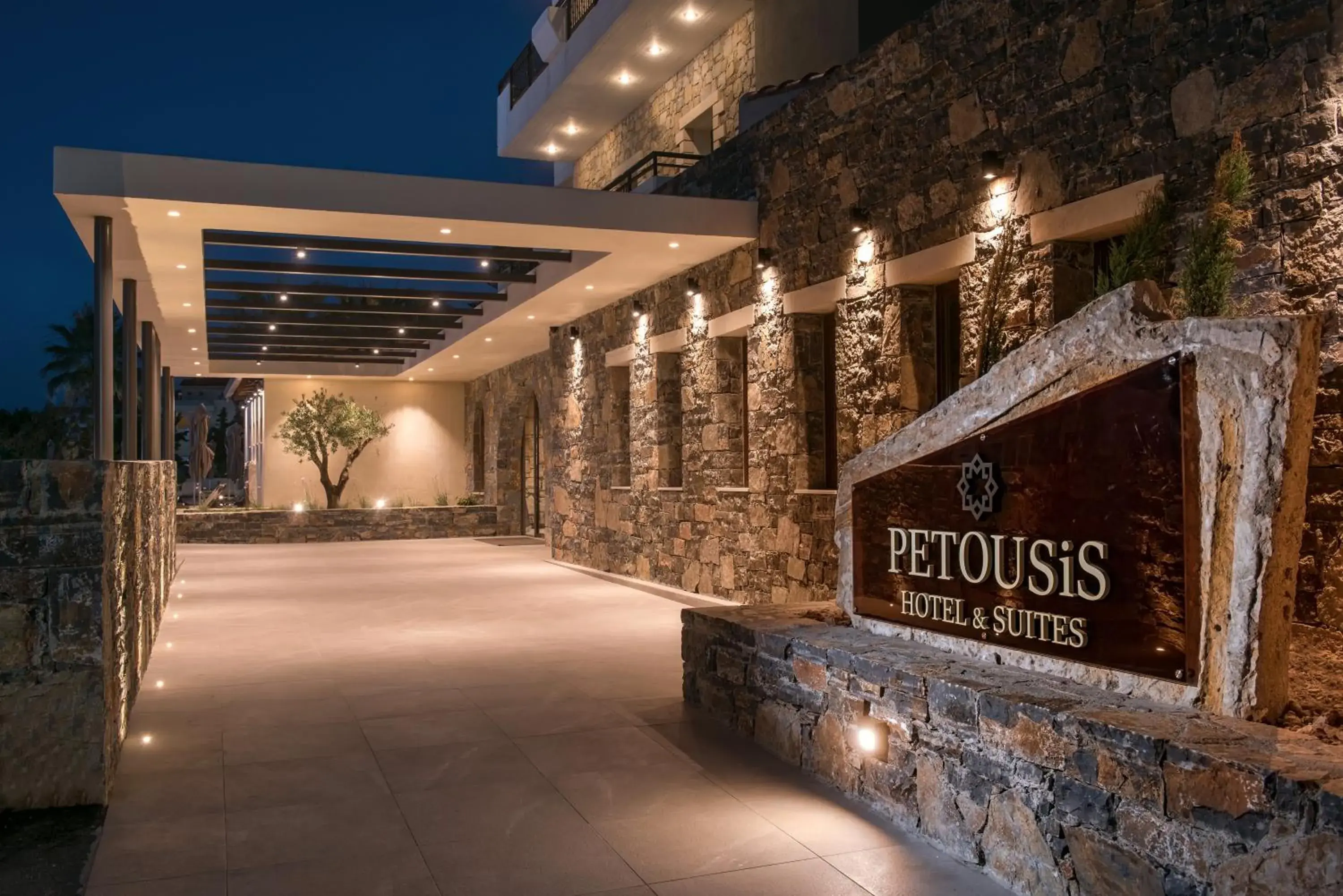 Property Building in Petousis Hotel & Suites