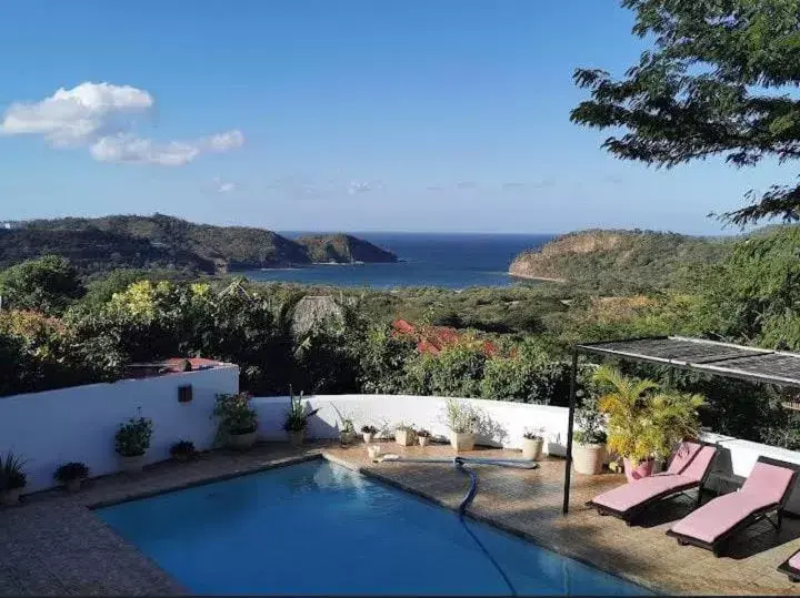 Swimming Pool in El Jardin