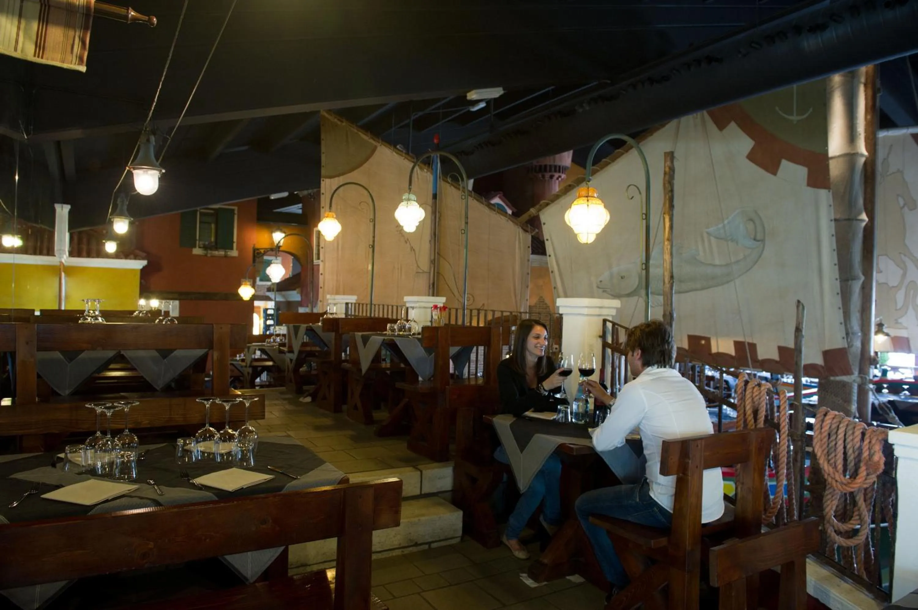 Restaurant/places to eat in Autohotel Venezia