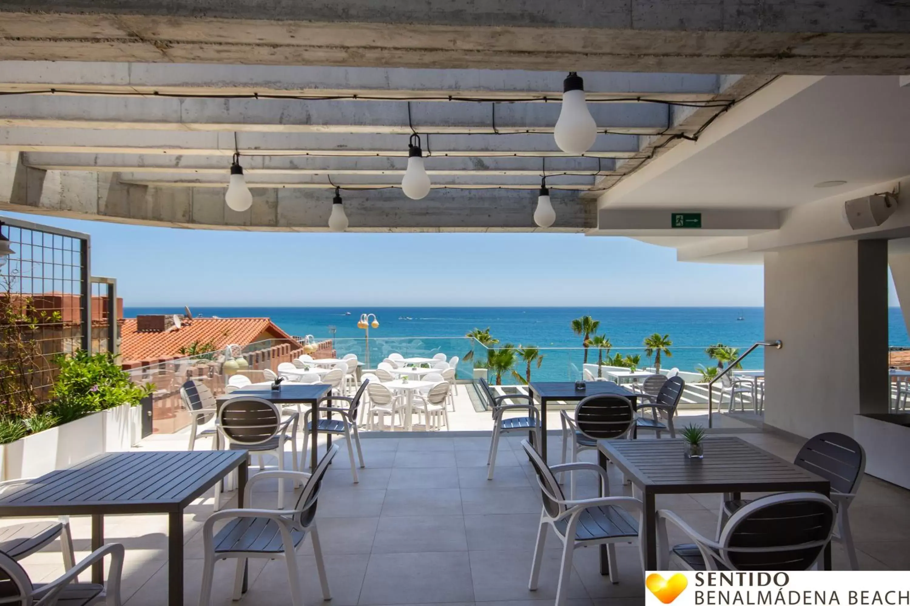 Patio in Hotel Benalmadena Beach