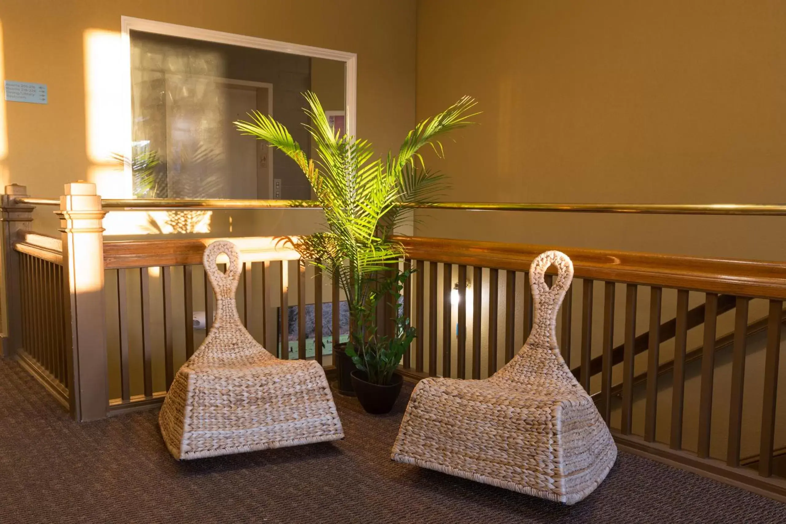 Lobby or reception in Hotel Cathlamet