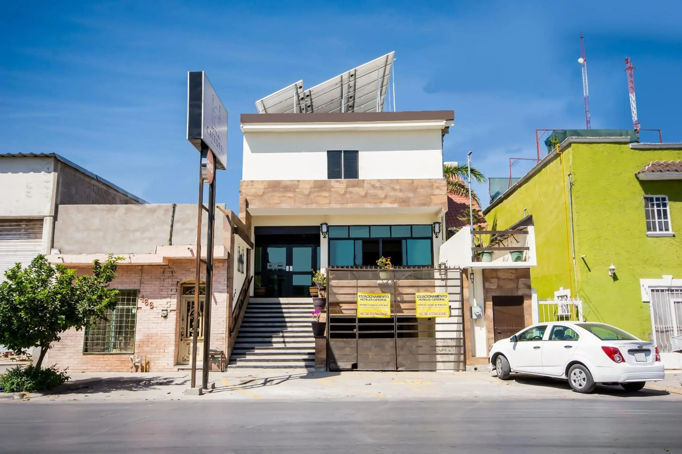 Facade/entrance, Property Building in HOTELES CATEDRAL Torreón