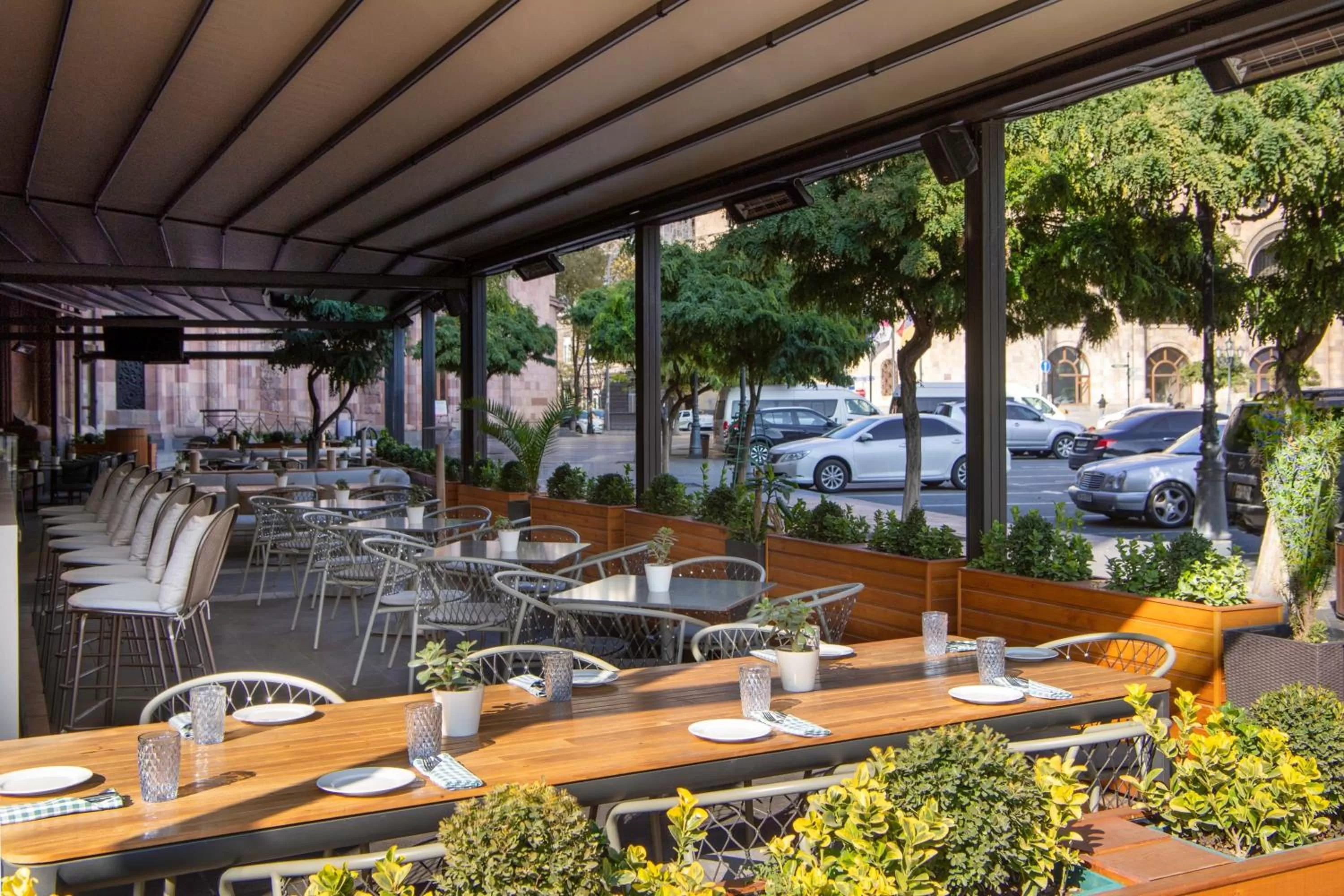 Meeting/conference room in Armenia Marriott Hotel Yerevan
