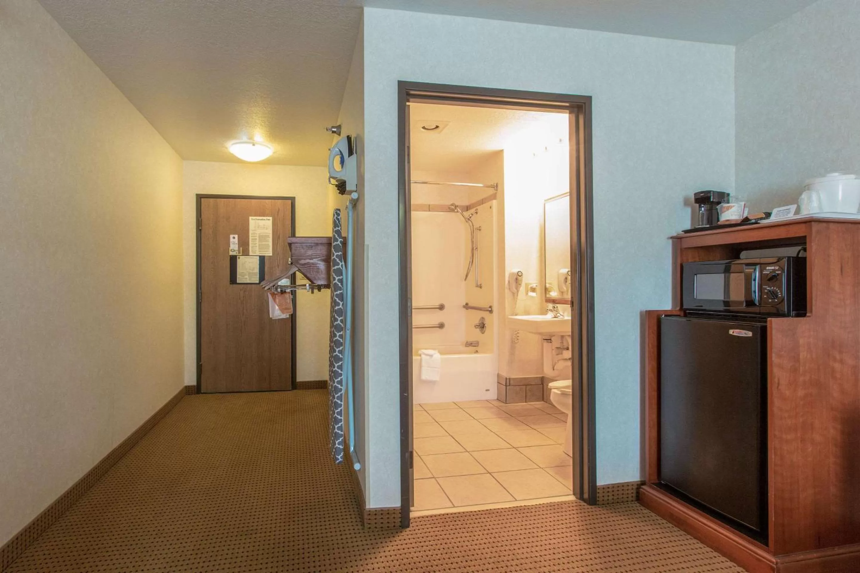 Photo of the whole room in Quality Inn & Suites University