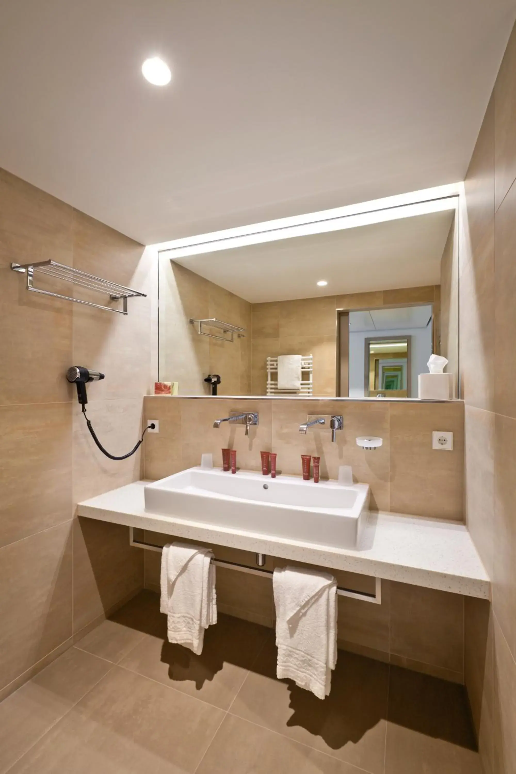 Bathroom in Mondorf Parc Hotel & Spa