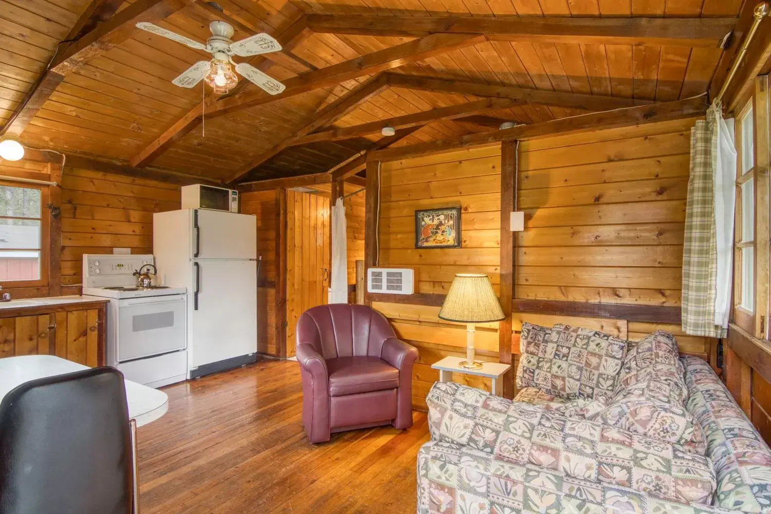 Living room, Seating Area in Timbers Resort